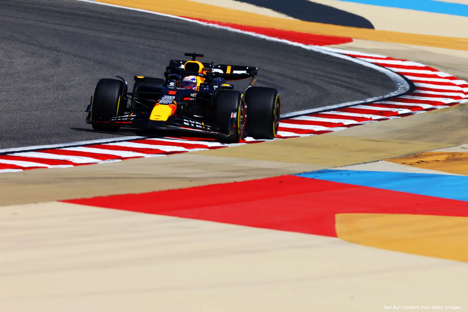 rb20 red bull wintertest max verstappen 8