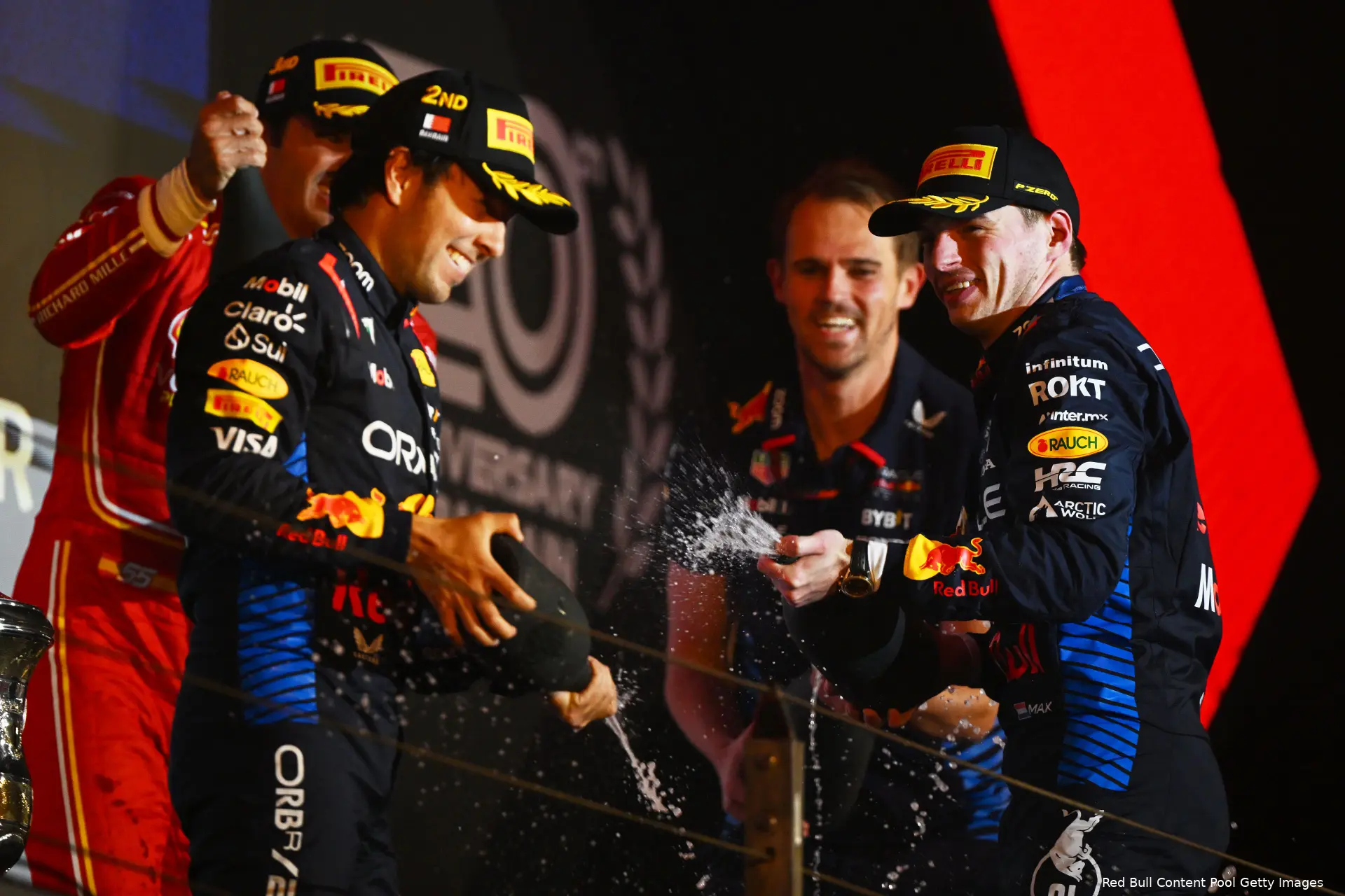 sergio perez max verstappen red bull bahrein gp 2024gb