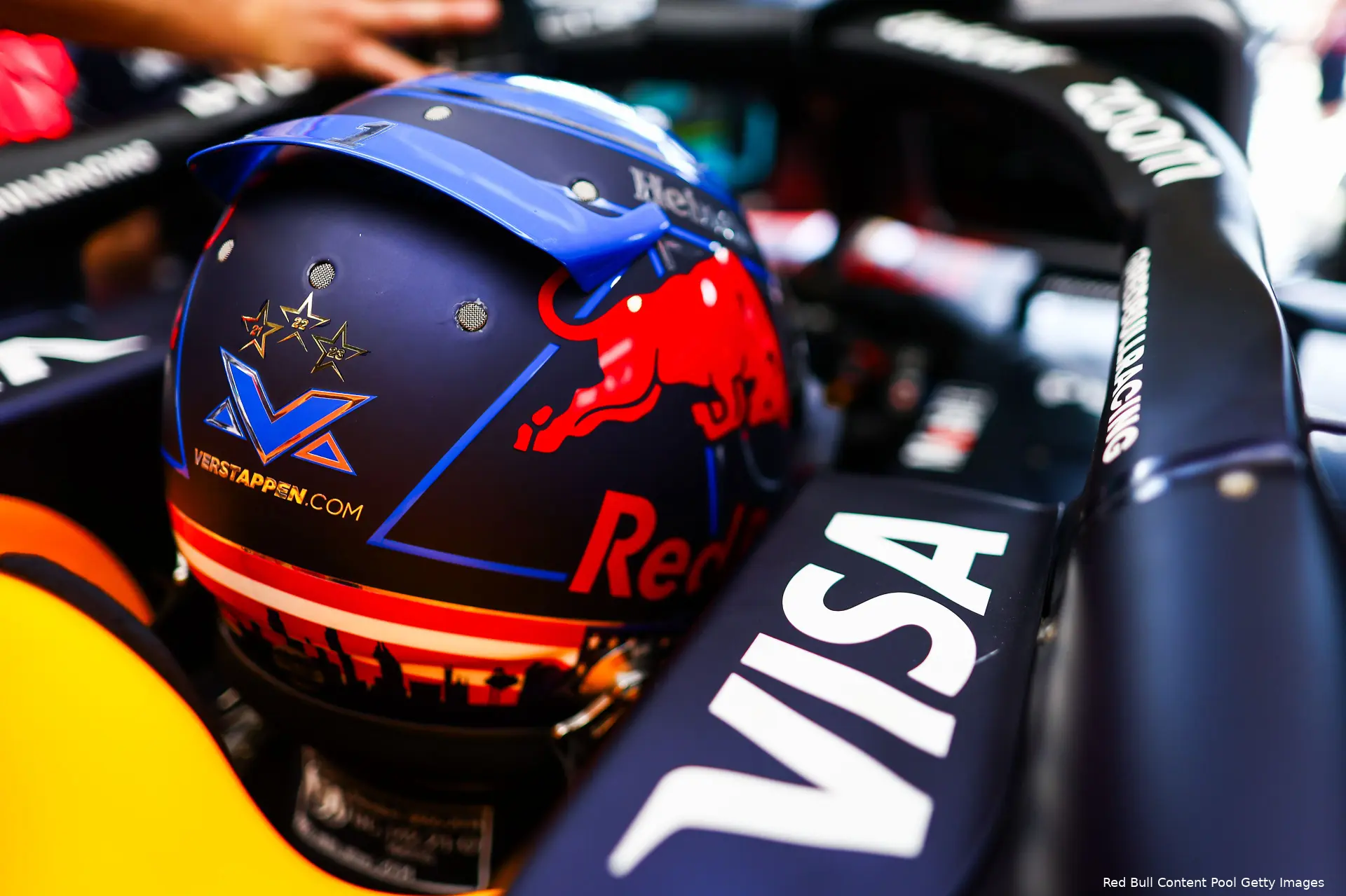 max verstappen helm miami 2024 22