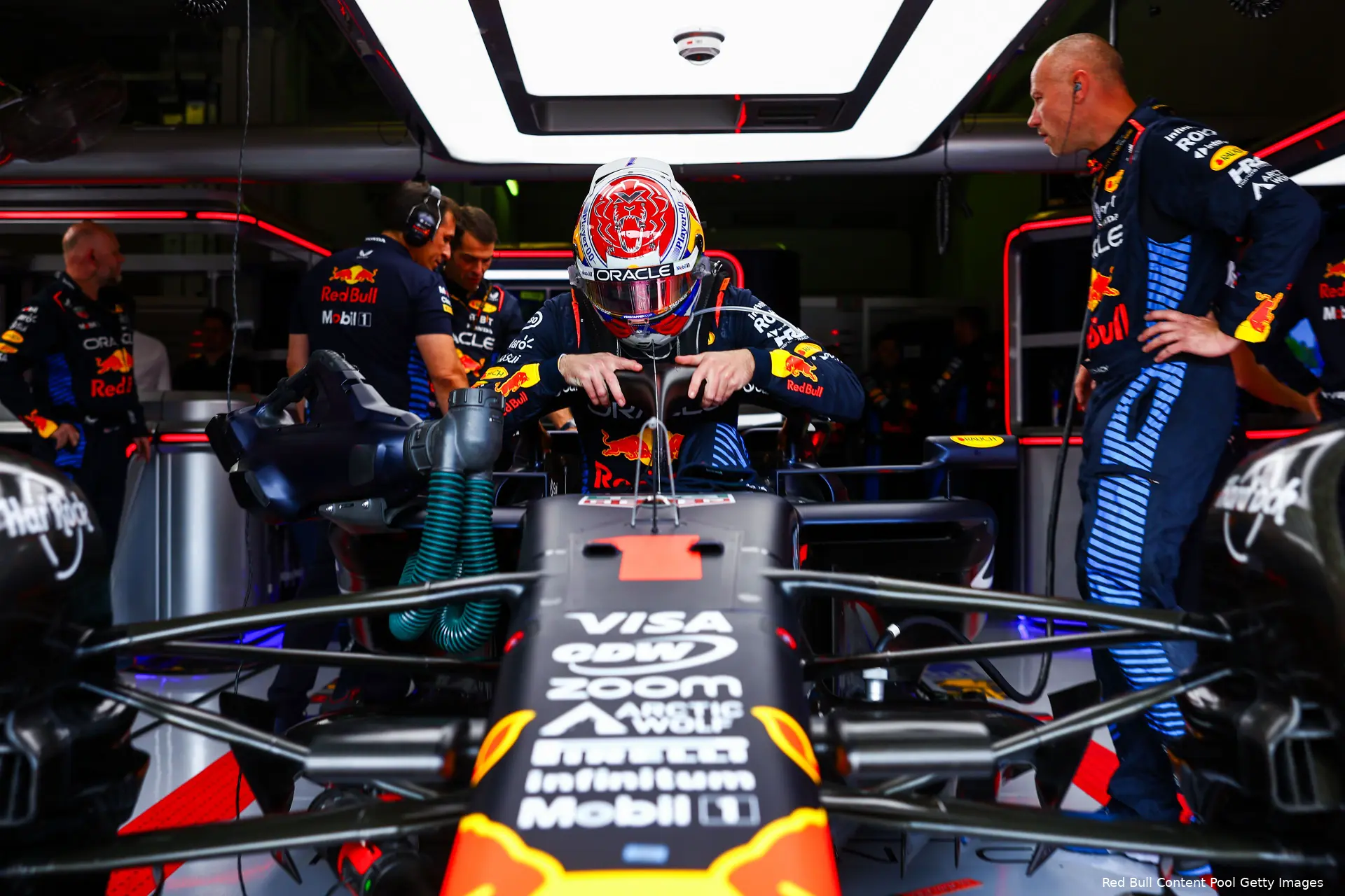 max verstappen imola red bull racing rb20 cockpit