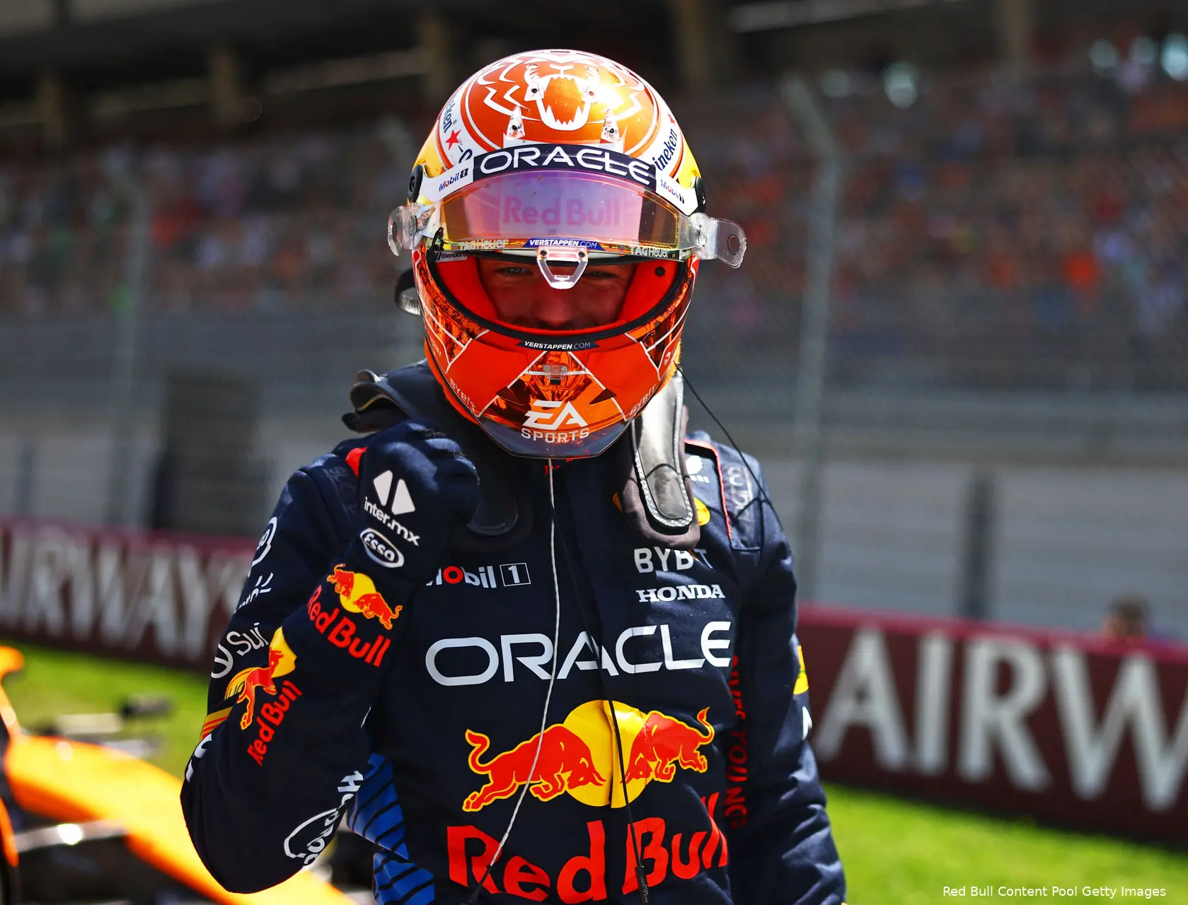 max verstappen sprint zege oostenrijk vuist blij