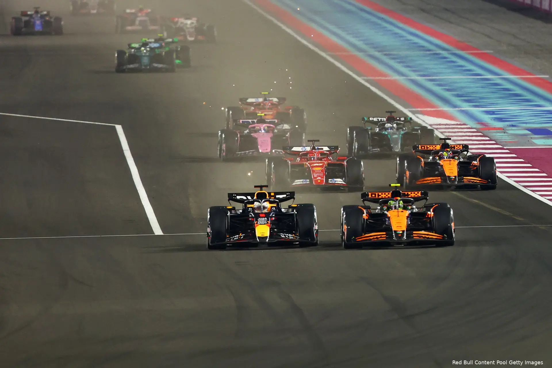 max verstappen lando norris qatar rb20 123 start