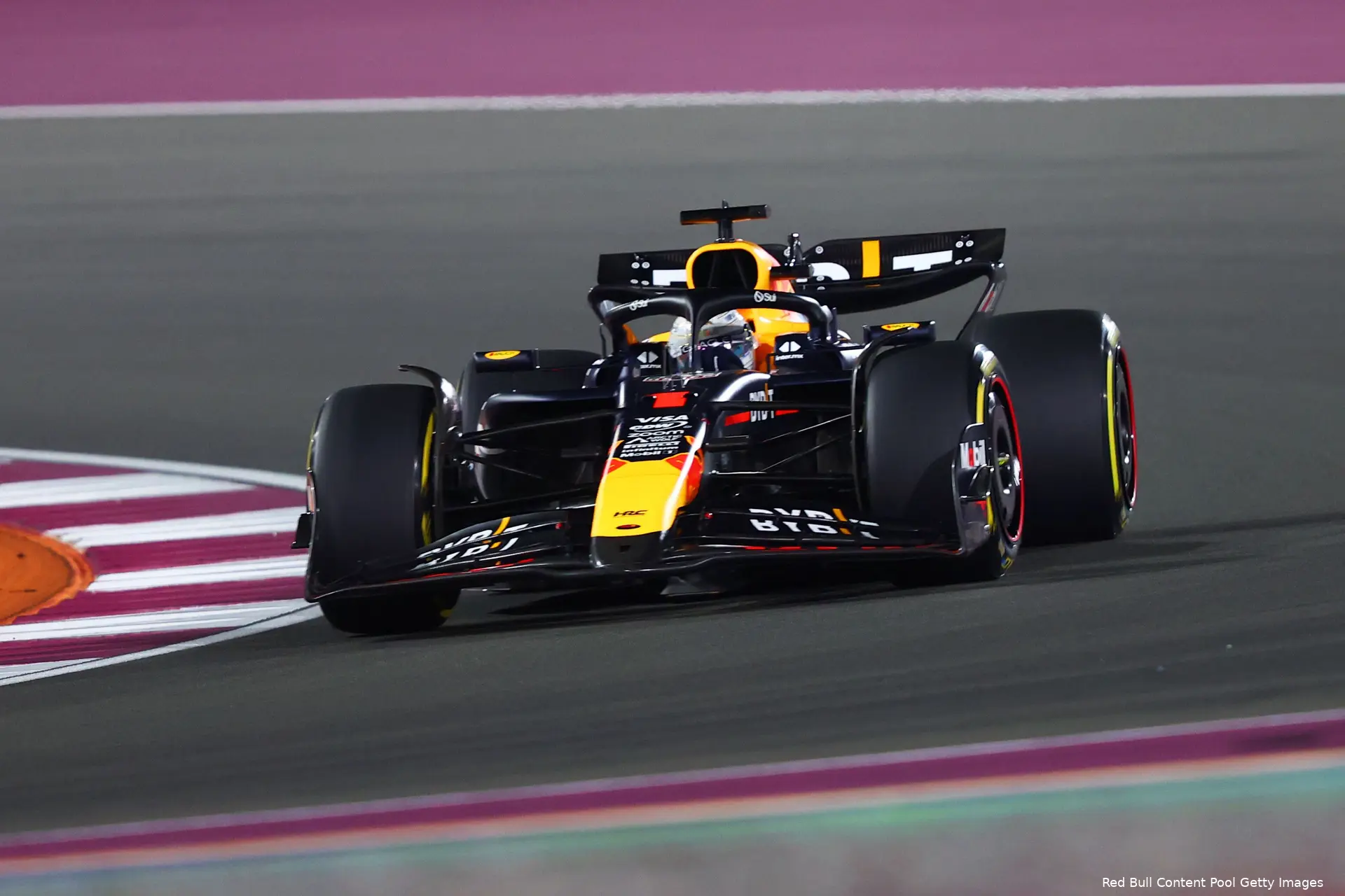 max verstappen red bull racing rb20 qatar 1912 113