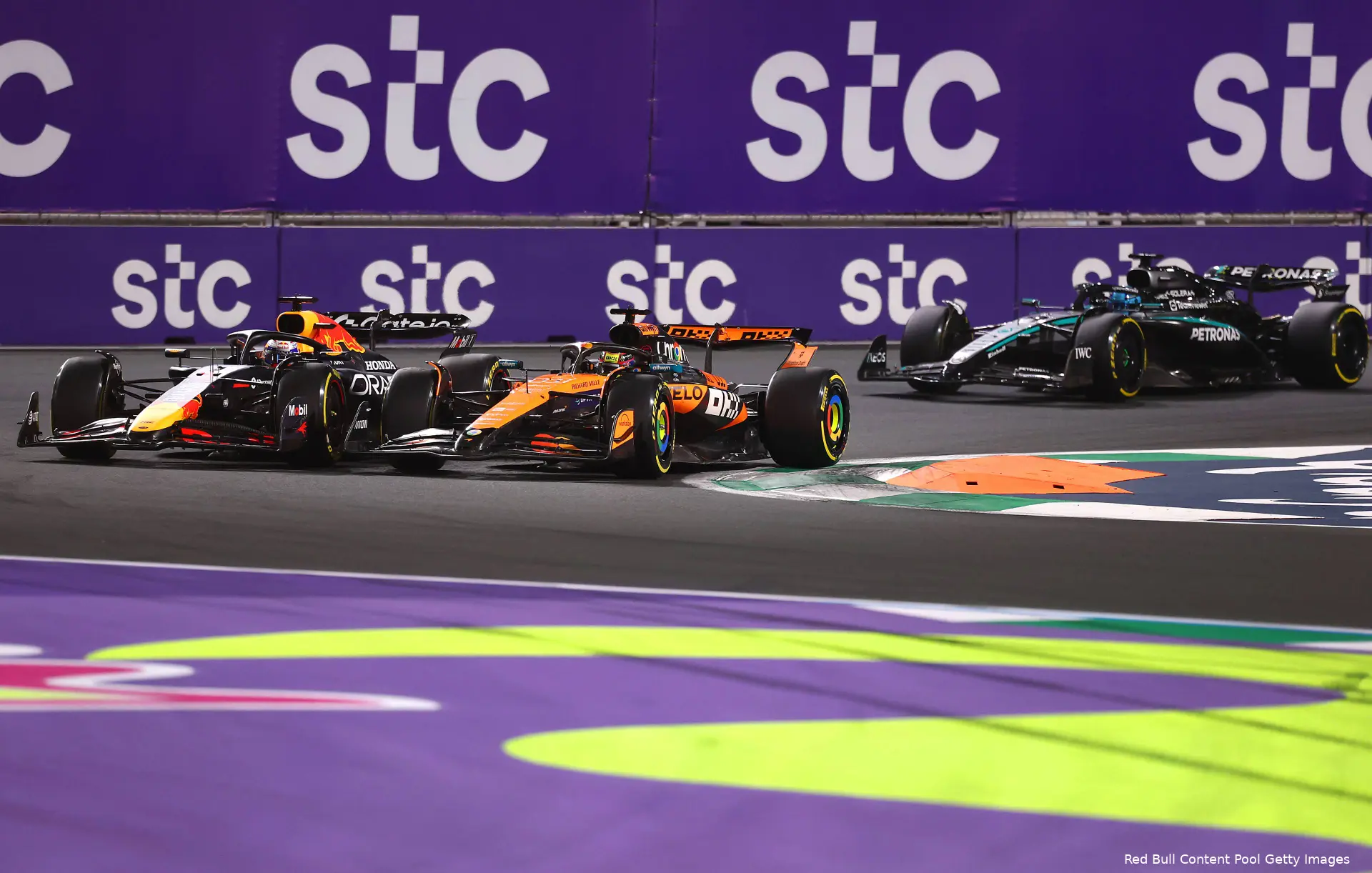 red bull racing max verstappen mclaren oscar piastri gp saoedi arabie 2025 zondag 2