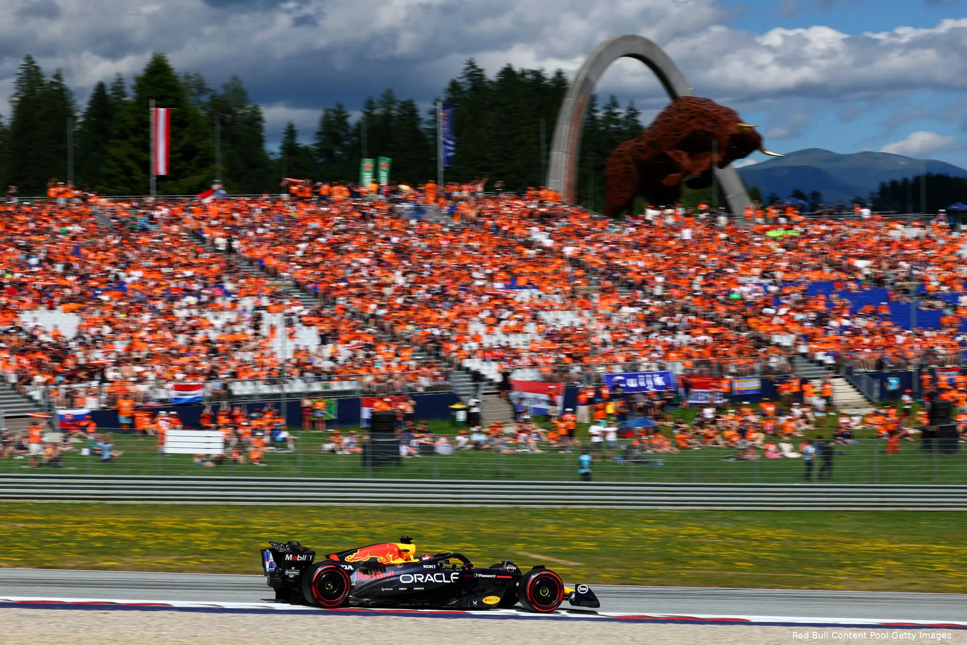 max verstappen red bull racing gp oostenrijk 2025 zaterdag orange army