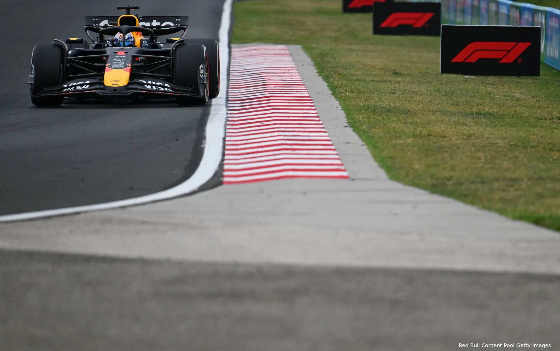 max-verstappen-red-bull-racing-gp-hongarije-2025-zondag-2