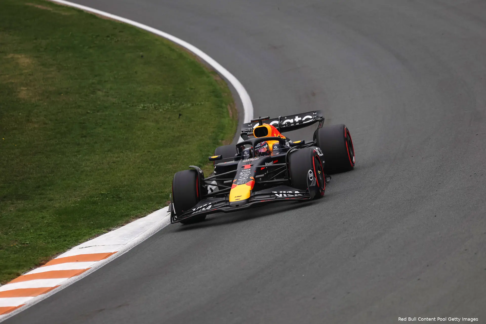 red-bull-racing-max-verstappen-gp-nederland-2025-zondag-pitstop-7