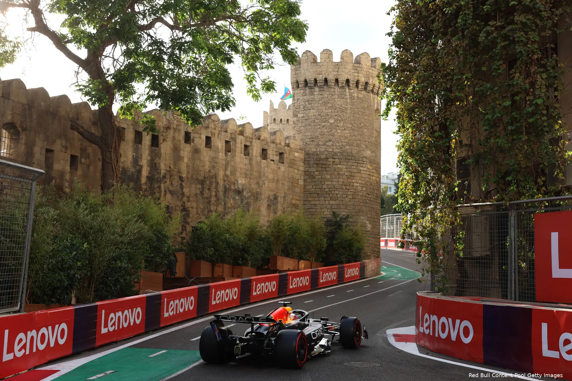 max-verstappen-red-bull-racing-gp-azerbeidzjan-2025-zaterdag-3