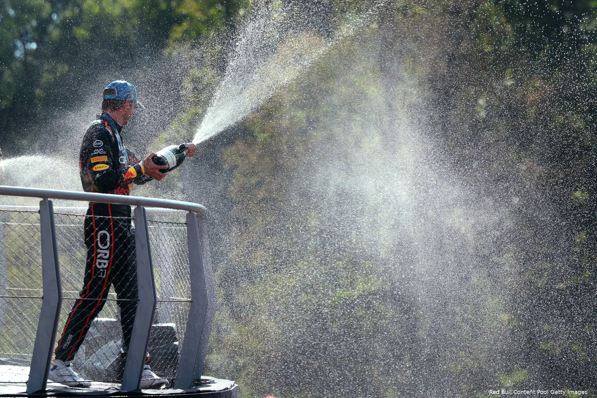 max-verstappen-red-bull-racing-gp-italie-2025-zondag-podium-monza-champagne-4