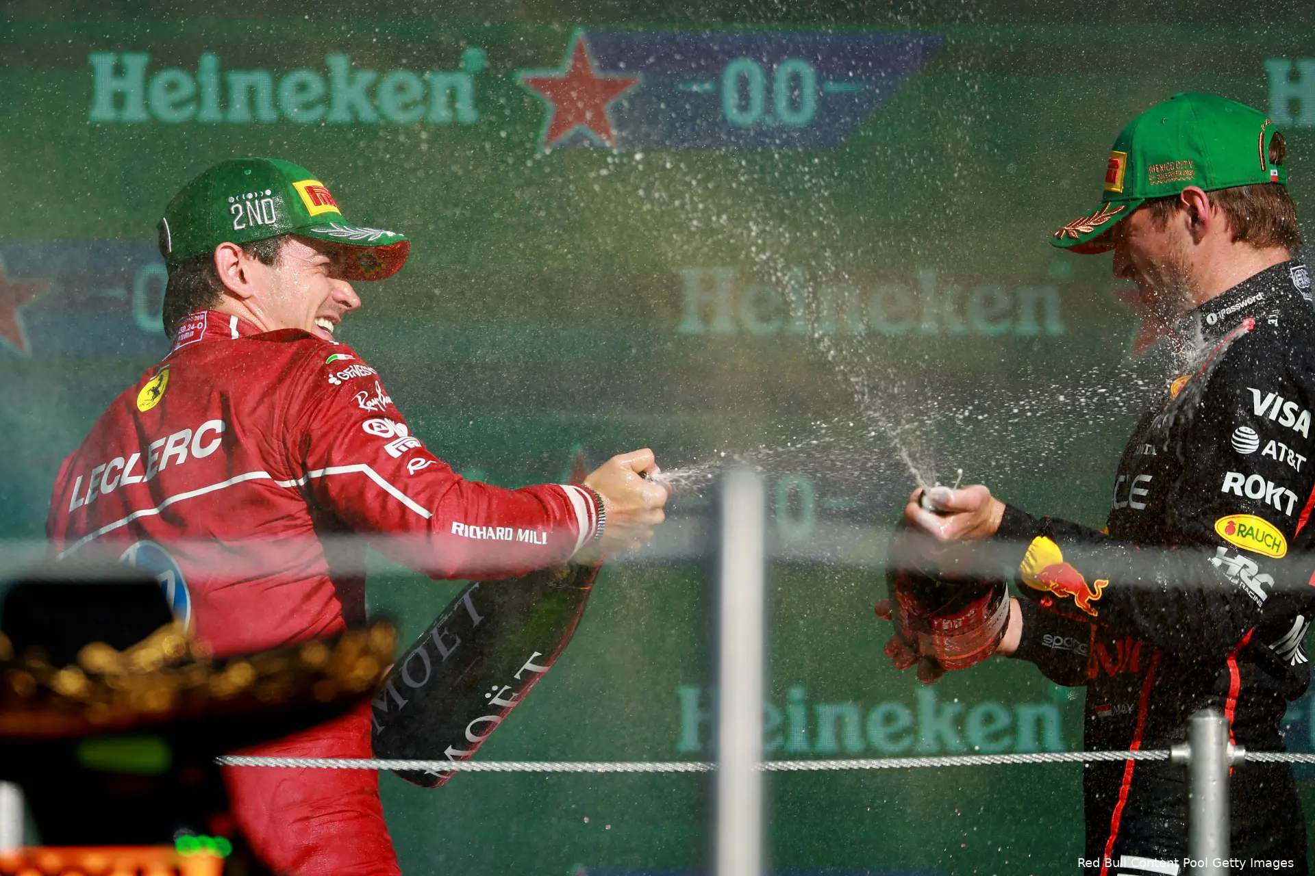 charles-leclerc-ferrari-max-verstappen-red-bull-racing-mexico-zondag-2025