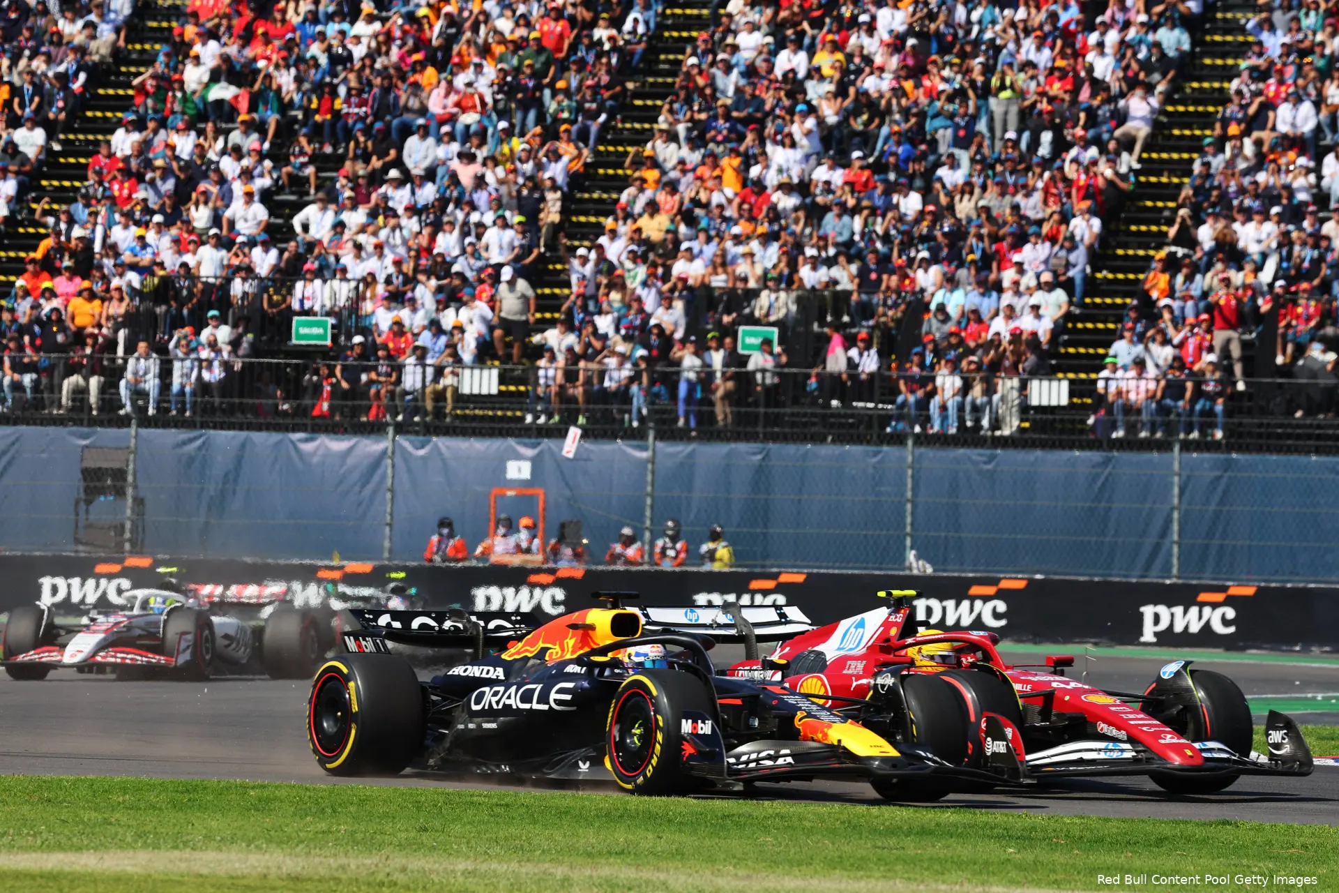lewis-hamilton-ferrari-max-verstappen-red-bull-racing-mexico-zondag-2025