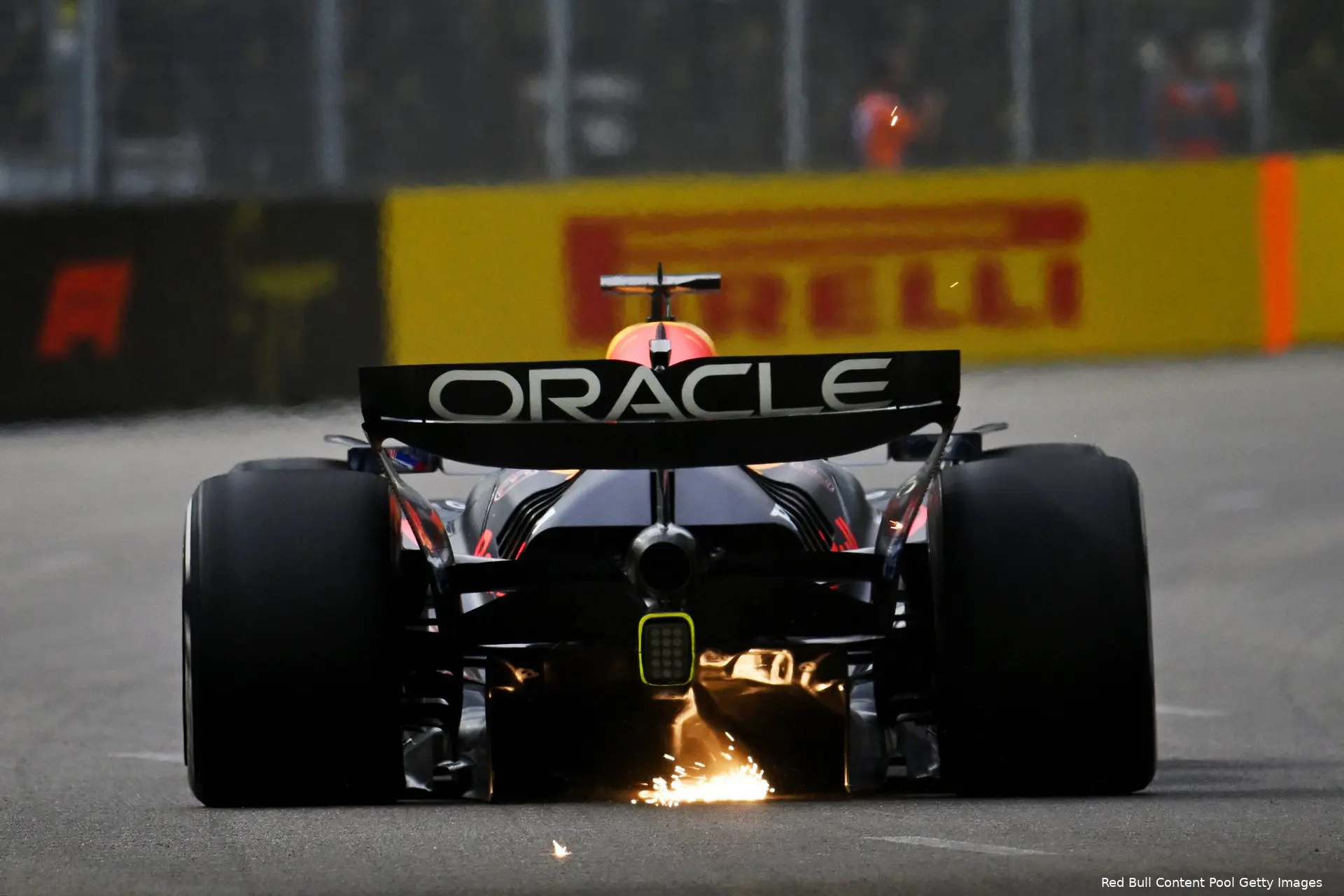 max-verstappen-red-bull-racing-vrijdag-singapore-2025