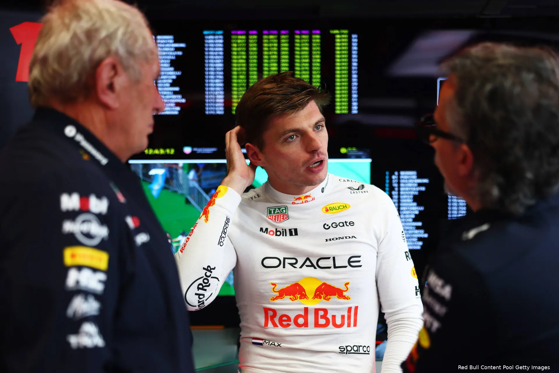 max-verstappen-red-bull-racing-gp-sao-paulo-brazilie-2025-vrijdag-helmut-marko-laurent-mekies-2