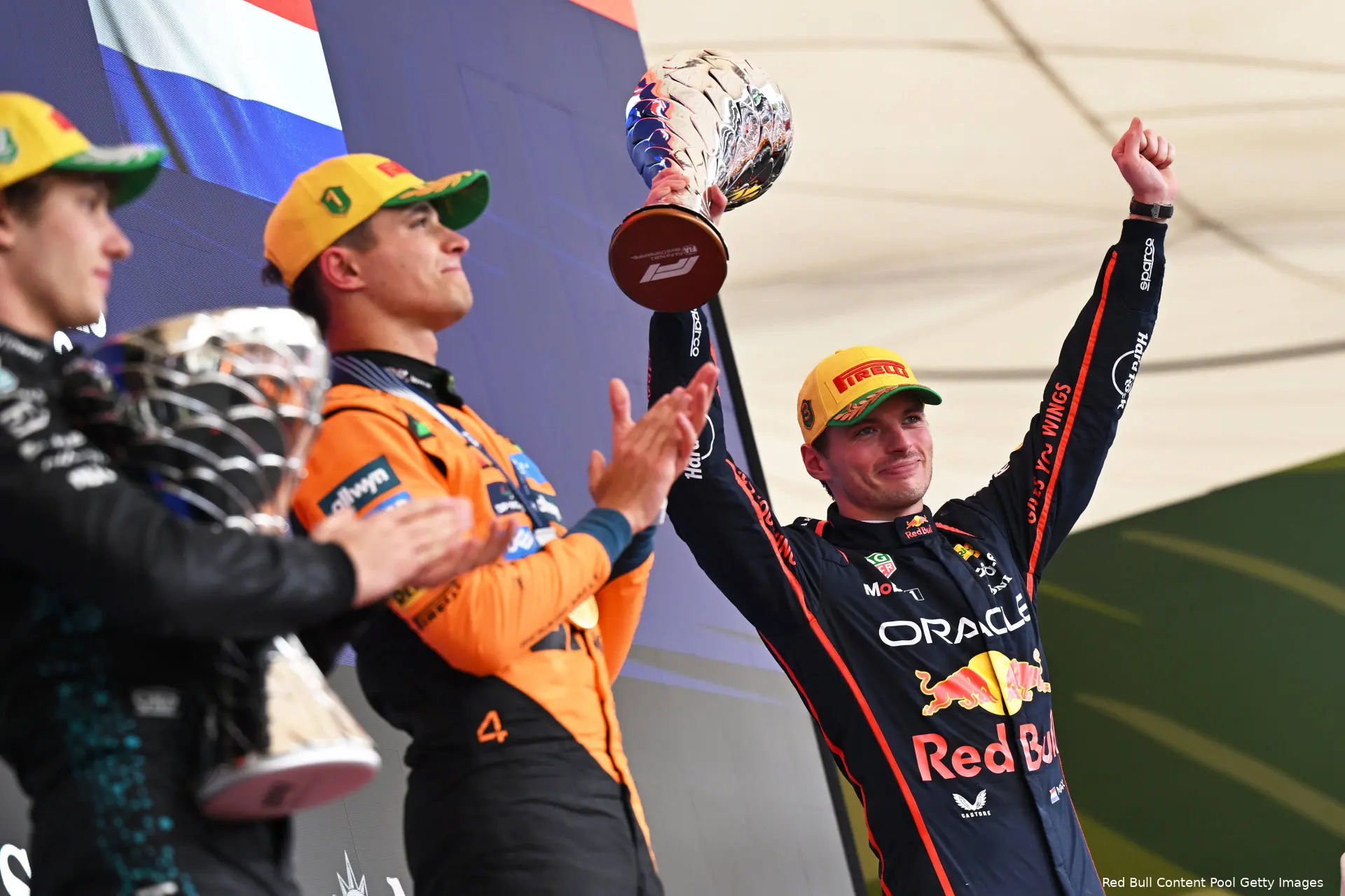 max-verstappen-red-bull-racing-gp-sao-paulo-brazilie-2025-zondag-andrea-kimi-antonelli-mercedes-mclaren-lando-norris-podium-5