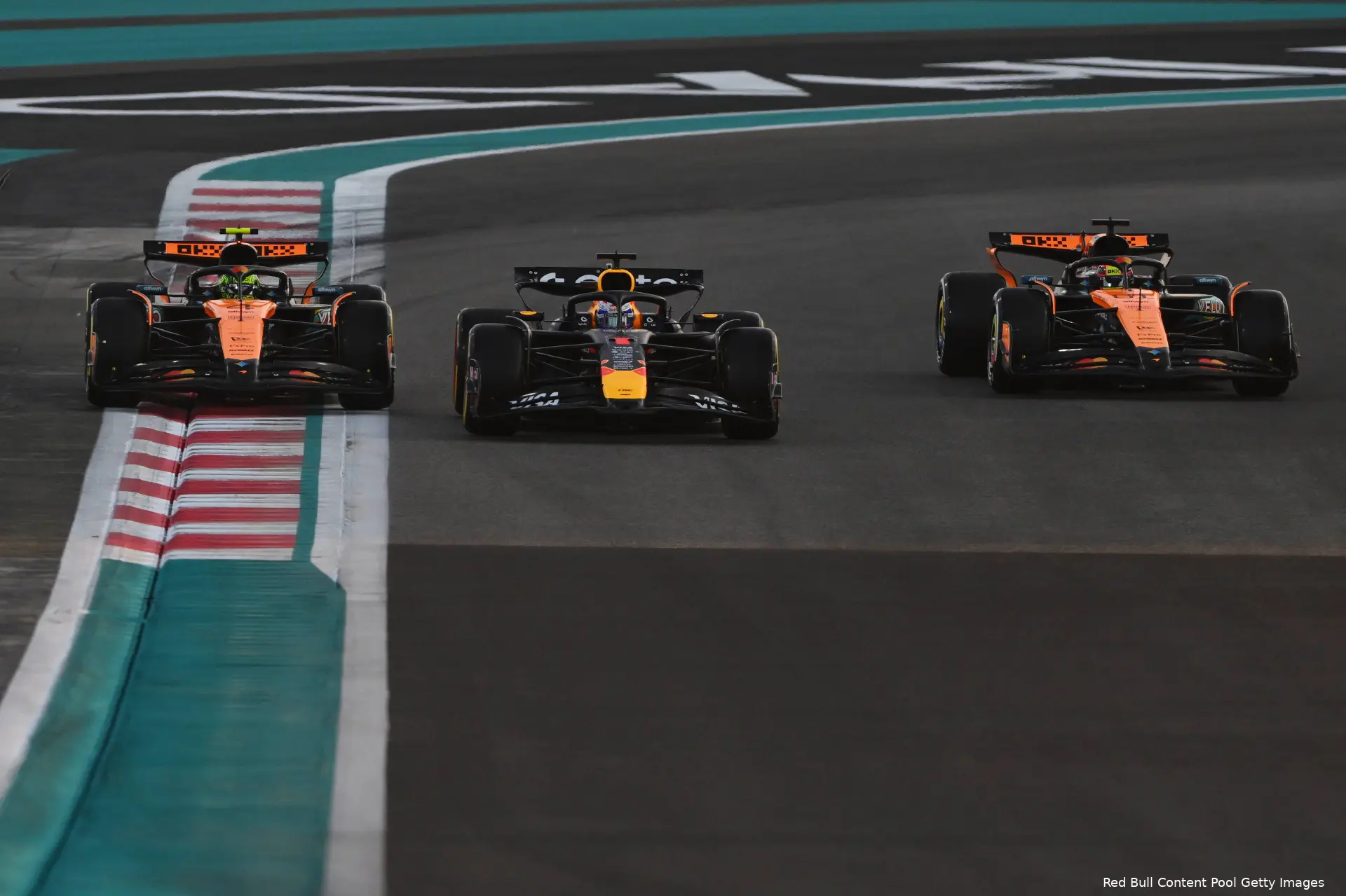 max-verstappen-mclaren-oscar-piasti-lando-norris-red-bull-racing-gp-abu-dhabi-2025-zondag-3