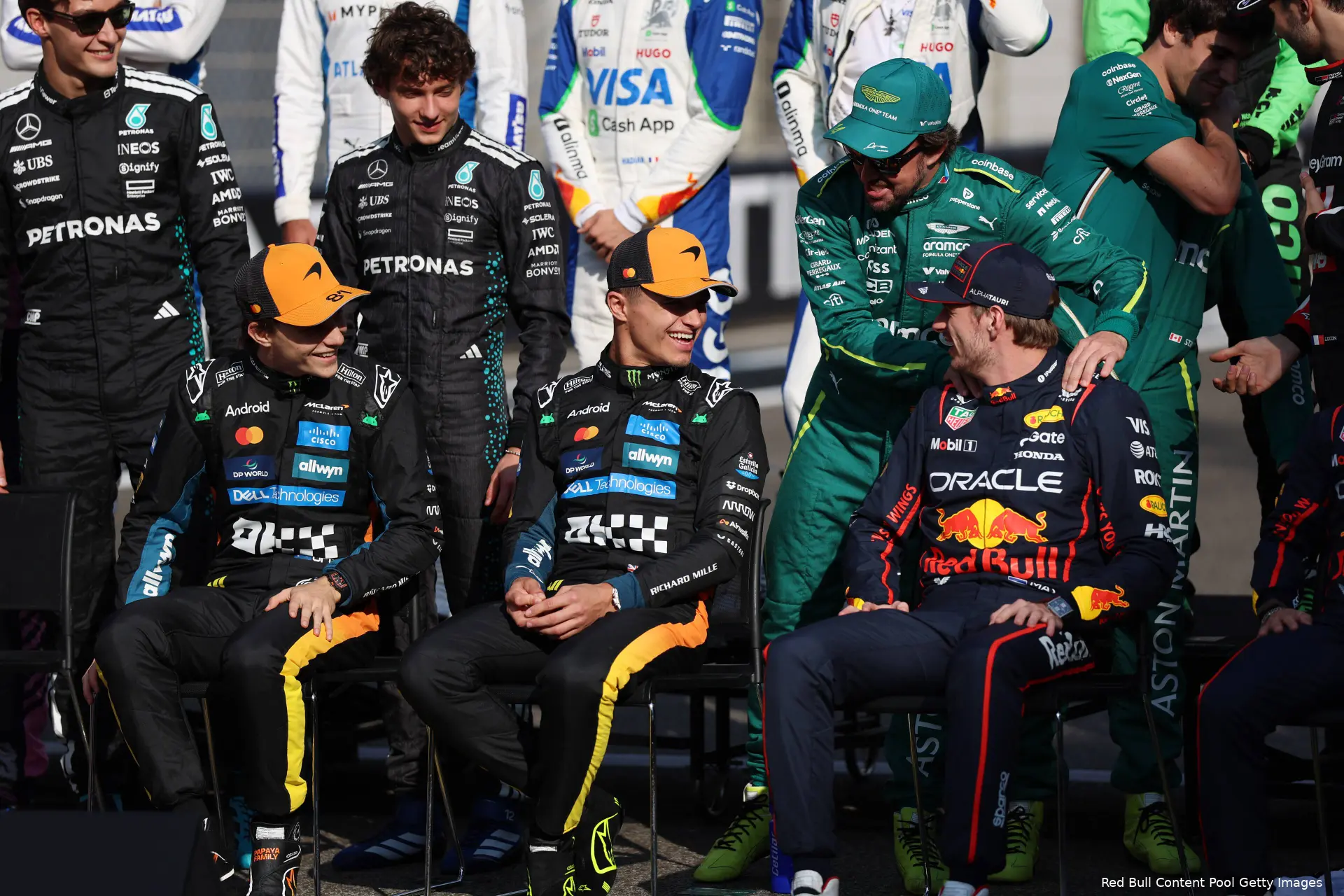max-verstappen-mercedes-andrea-kimi-antonelli-george-russell-red-bull-racing-gp-abu-dhabi-2025-zondag-aston-martin-fernando-alonso-mclaren-oscar-piastri-lando-norris