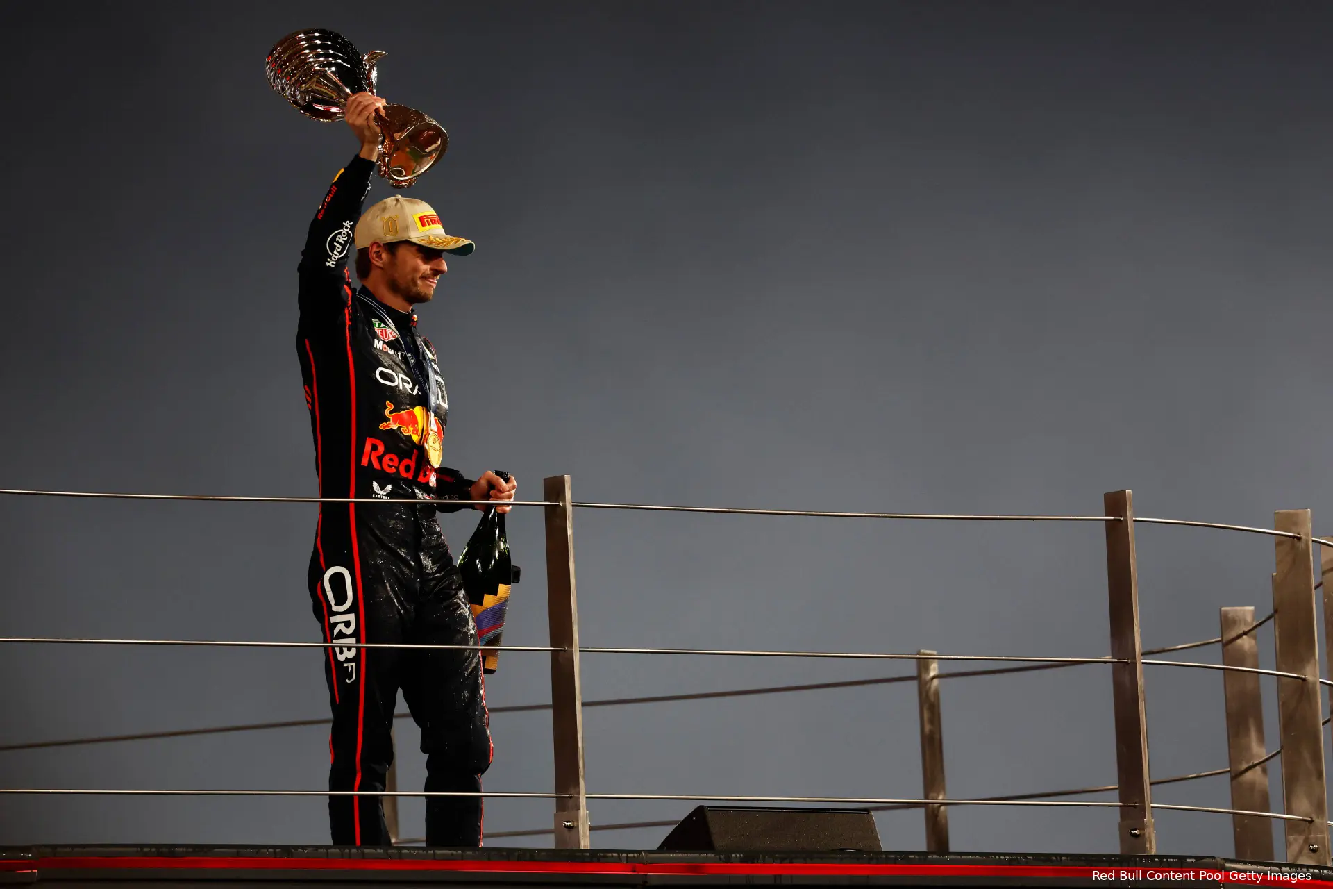 max-verstappen-red-bull-racing-gp-abu-dhabi-2025-zondag-17