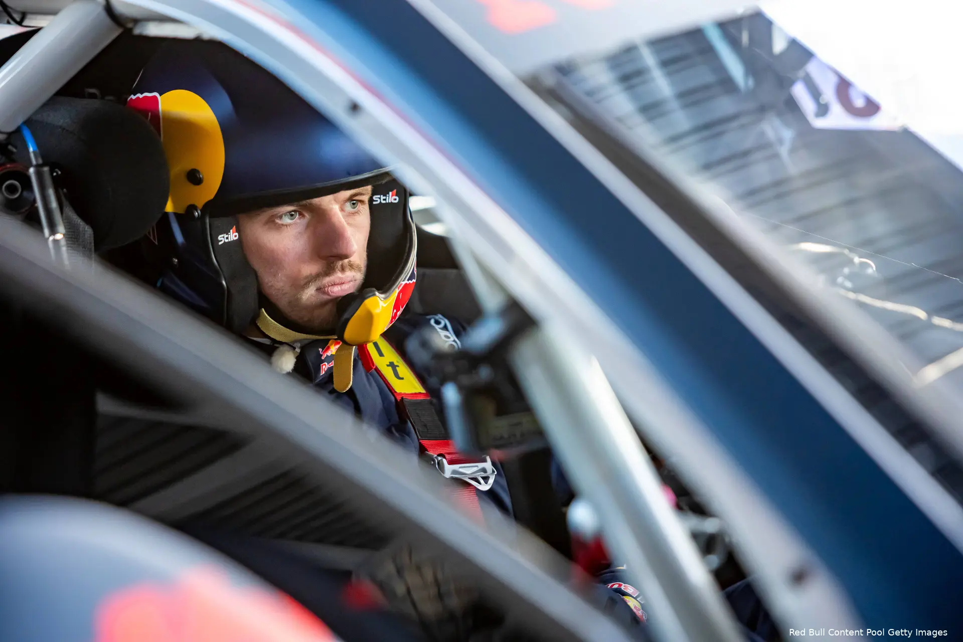 max-verstappen-red-bull-racing