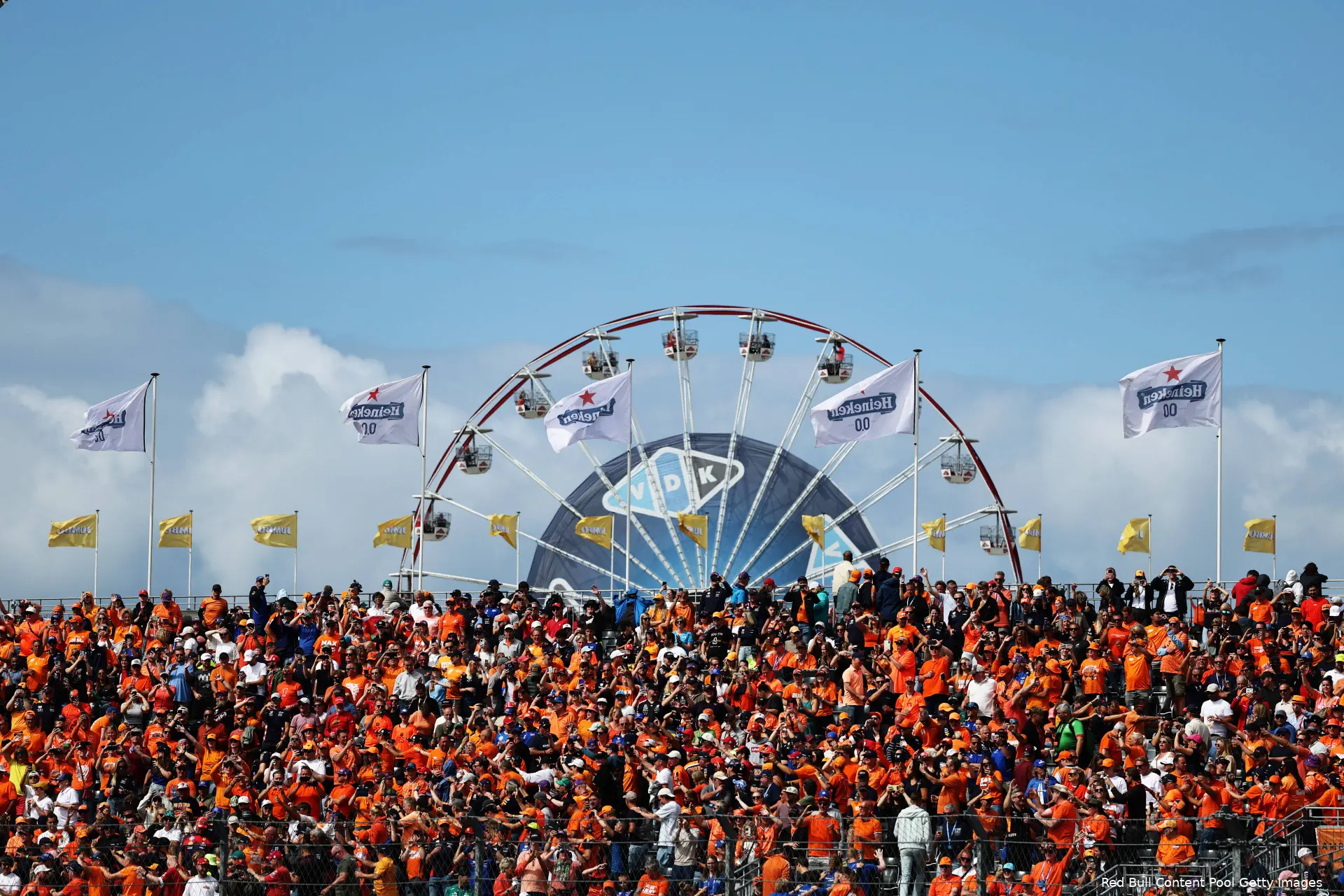 orange-army-zandvoort-fans-red-bull-racing-gp-nederland-2026-zondag