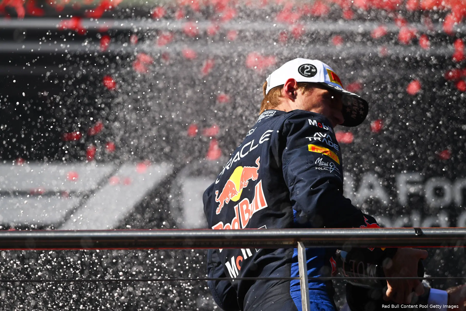podium-max-verstappen-red-bull-racing-gp-spanje-2026-zondag