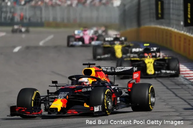 Verstappen sochi renault