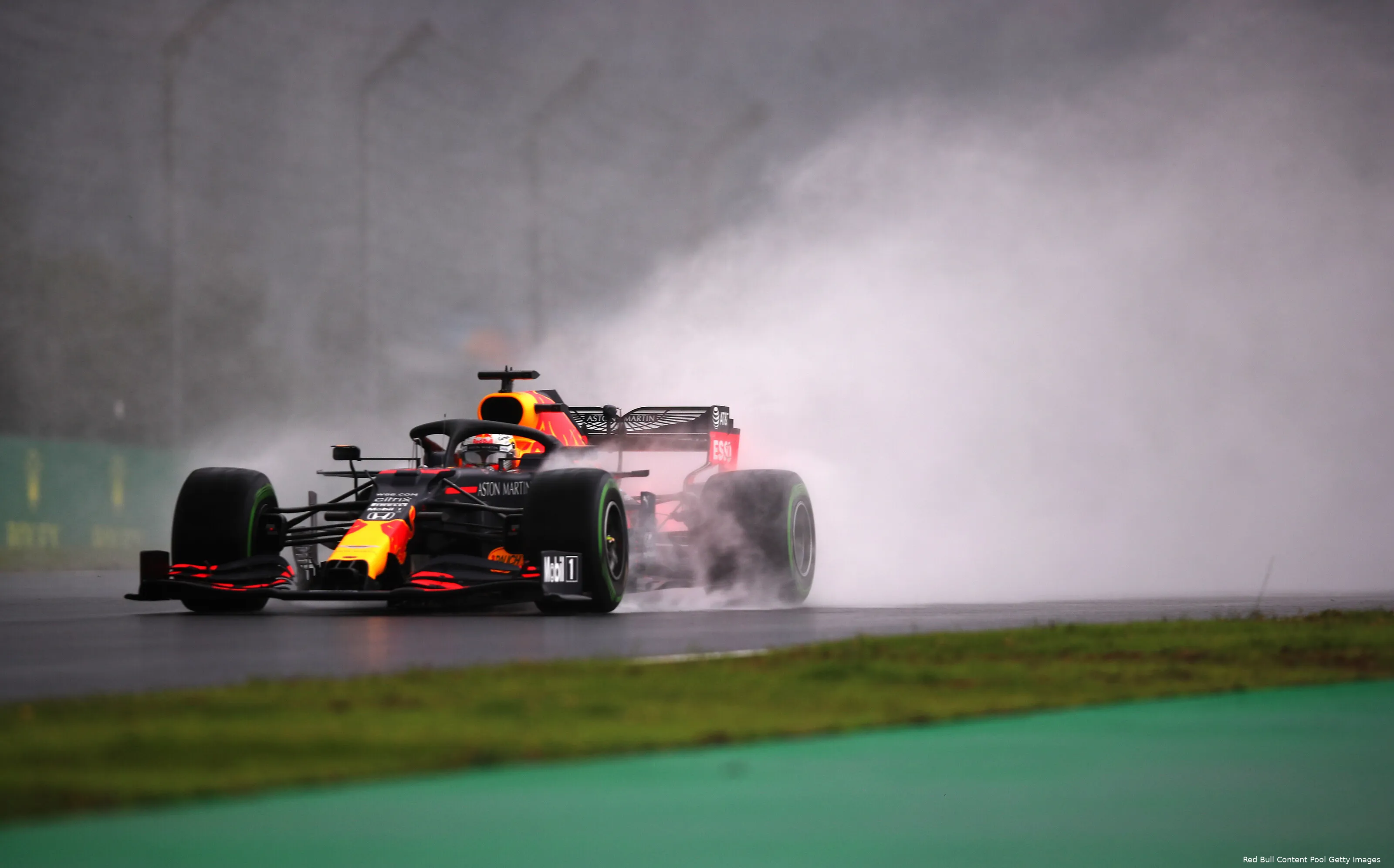 verstappen rb16 turkije regen wets