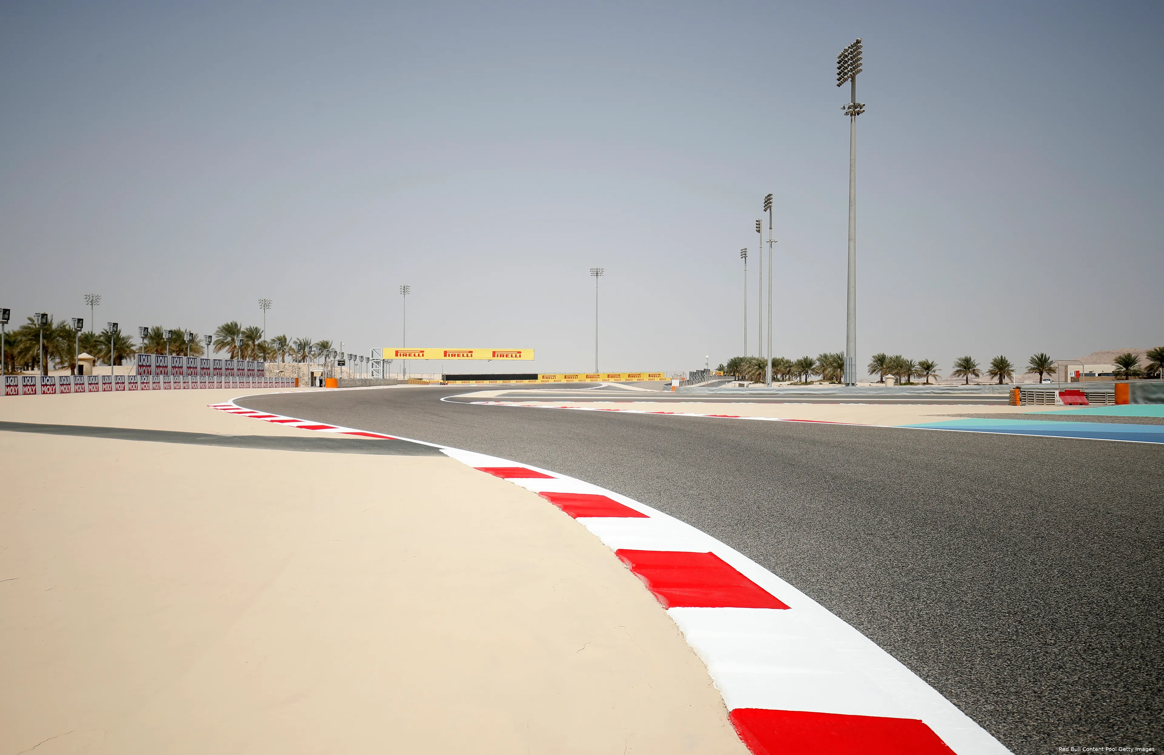bahrein sakhir international circuit 2021 pirelli