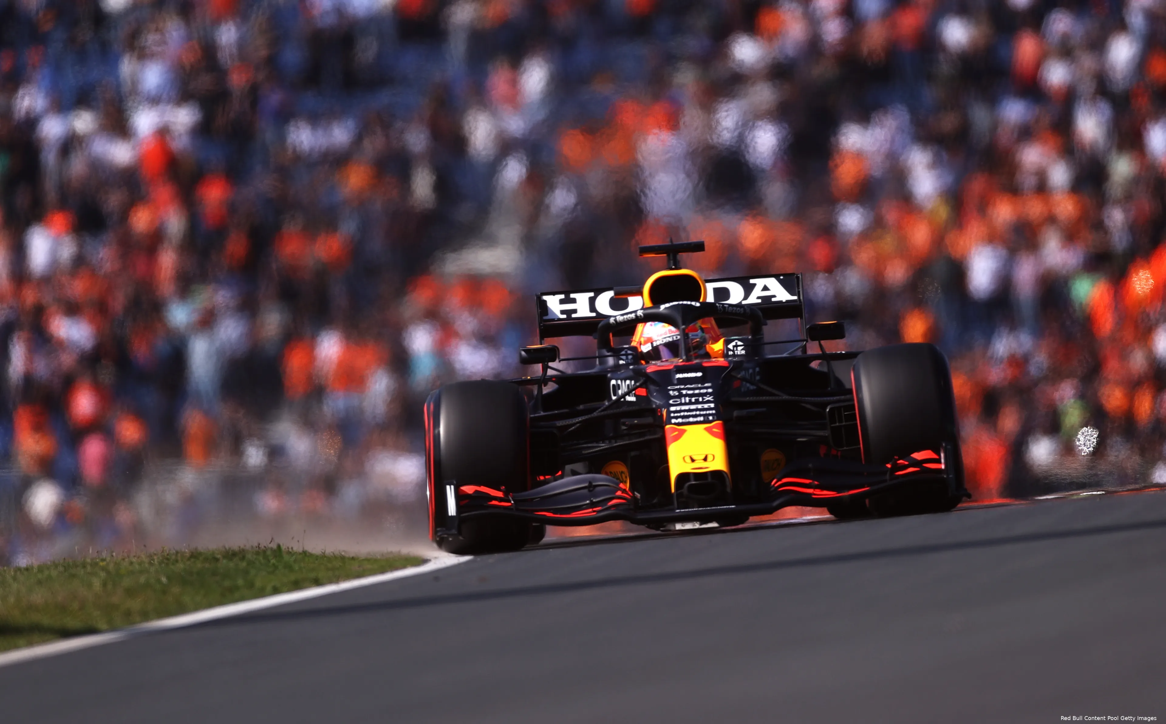 Max Verstappen RB16B Red Bull Nederland