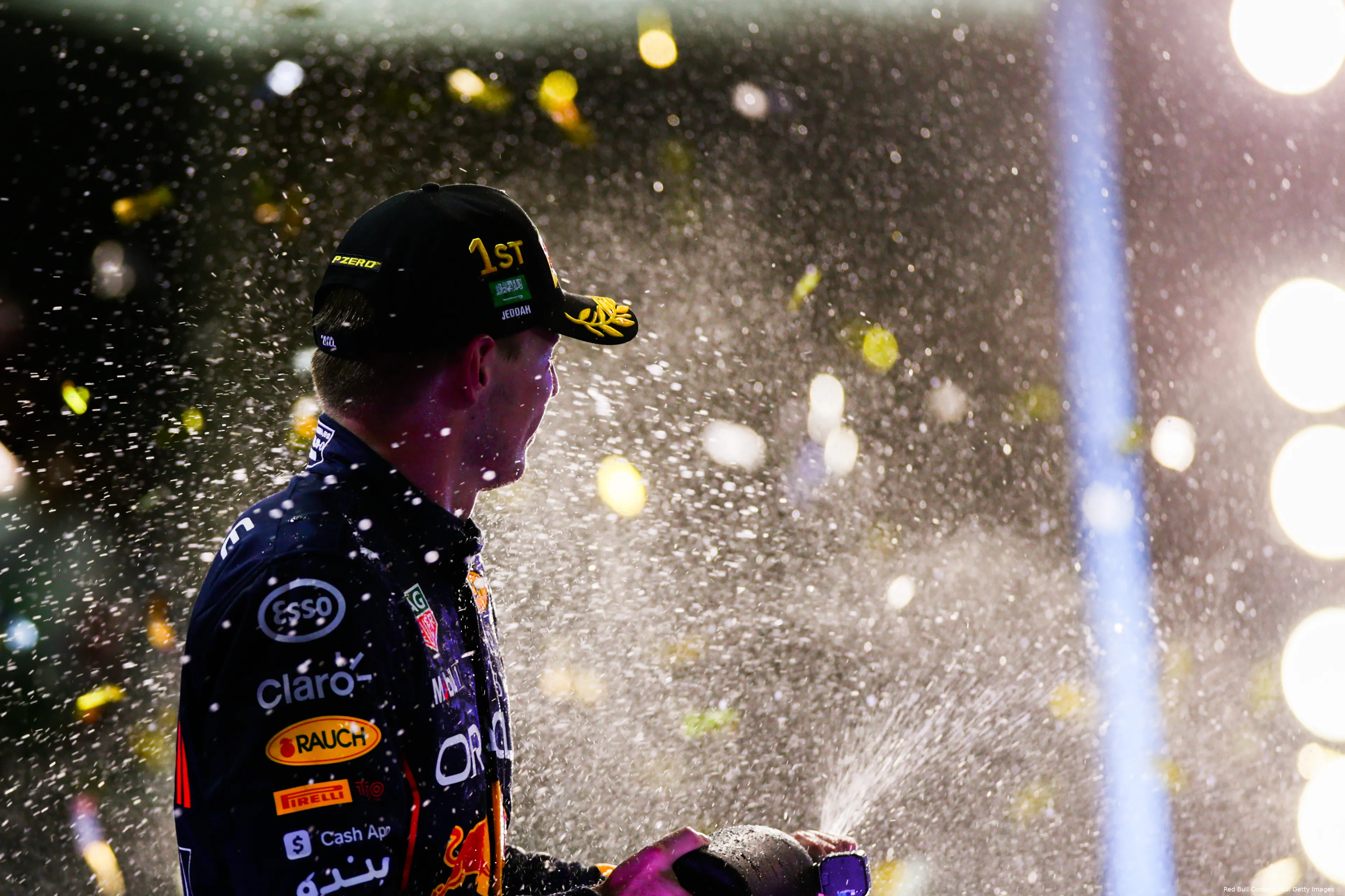 Max Verstappen champagne