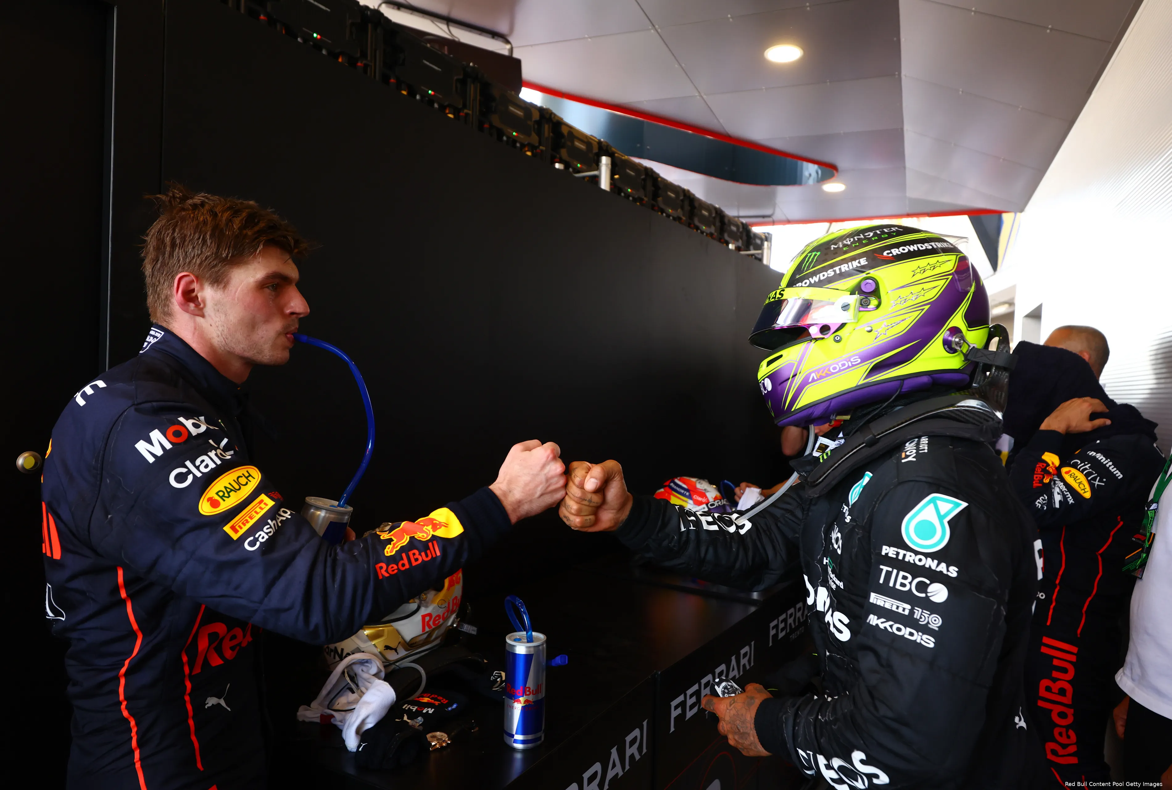 Max Verstappen Lewis Hamilton Red Bull Racing Mercedes GP Spanje 2022