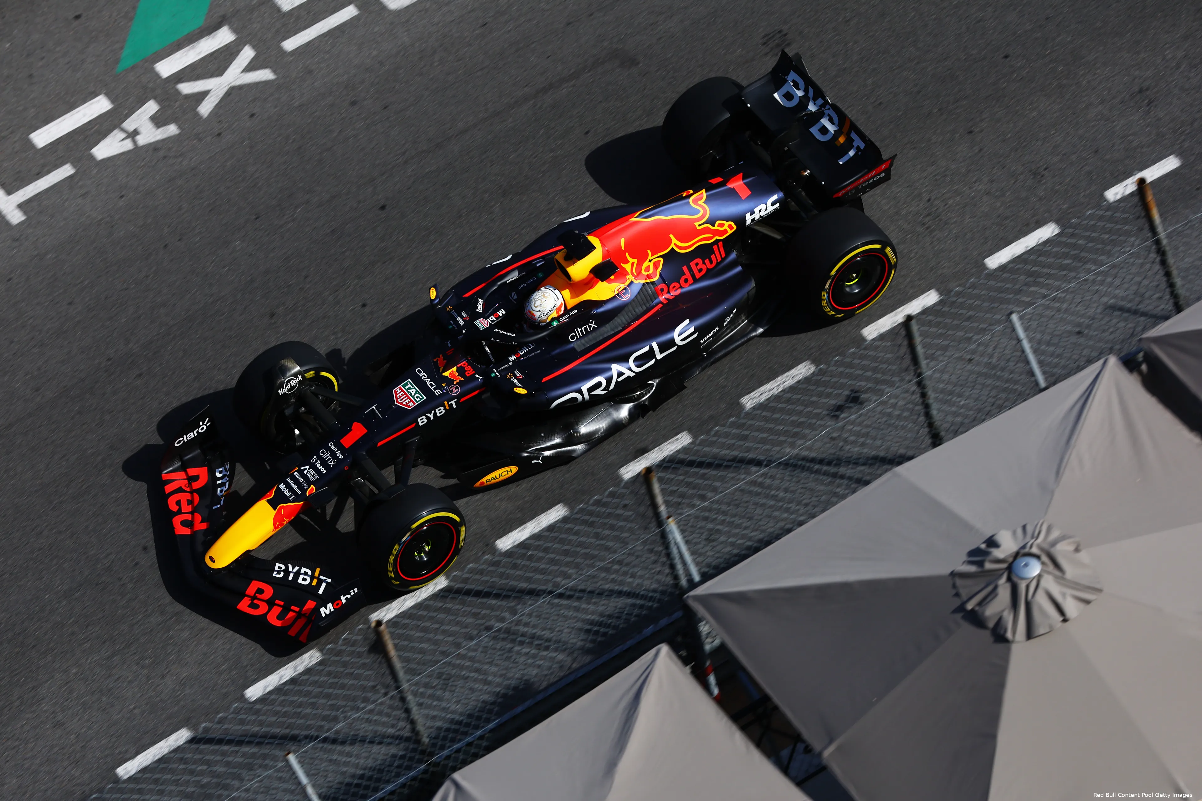 Verstappen auto bovenaf vrijdag Monaco 2022