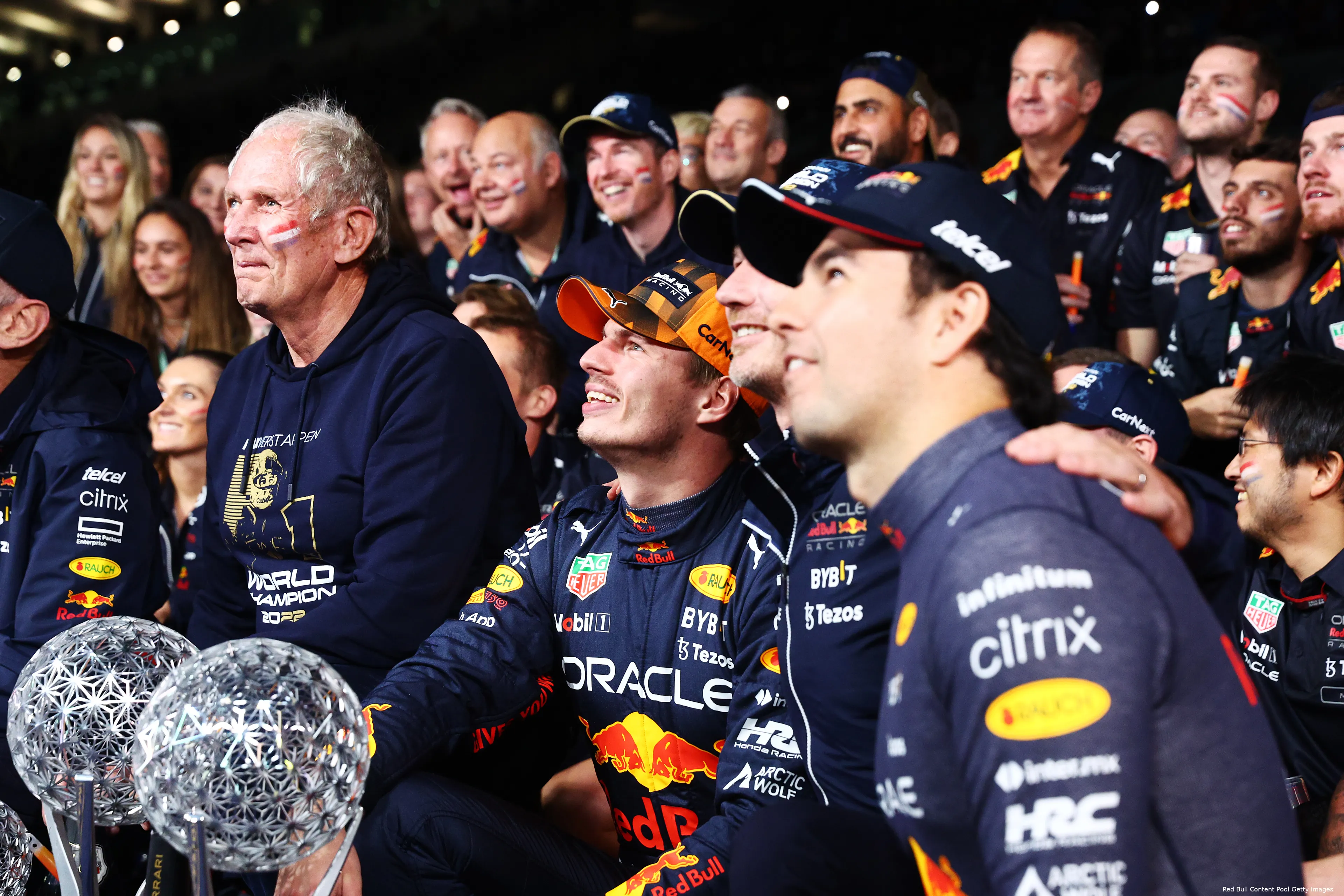 Helmut Marko Sergio Pérez Max Verstappen Red Bull Racing F1 GP Japan 2022