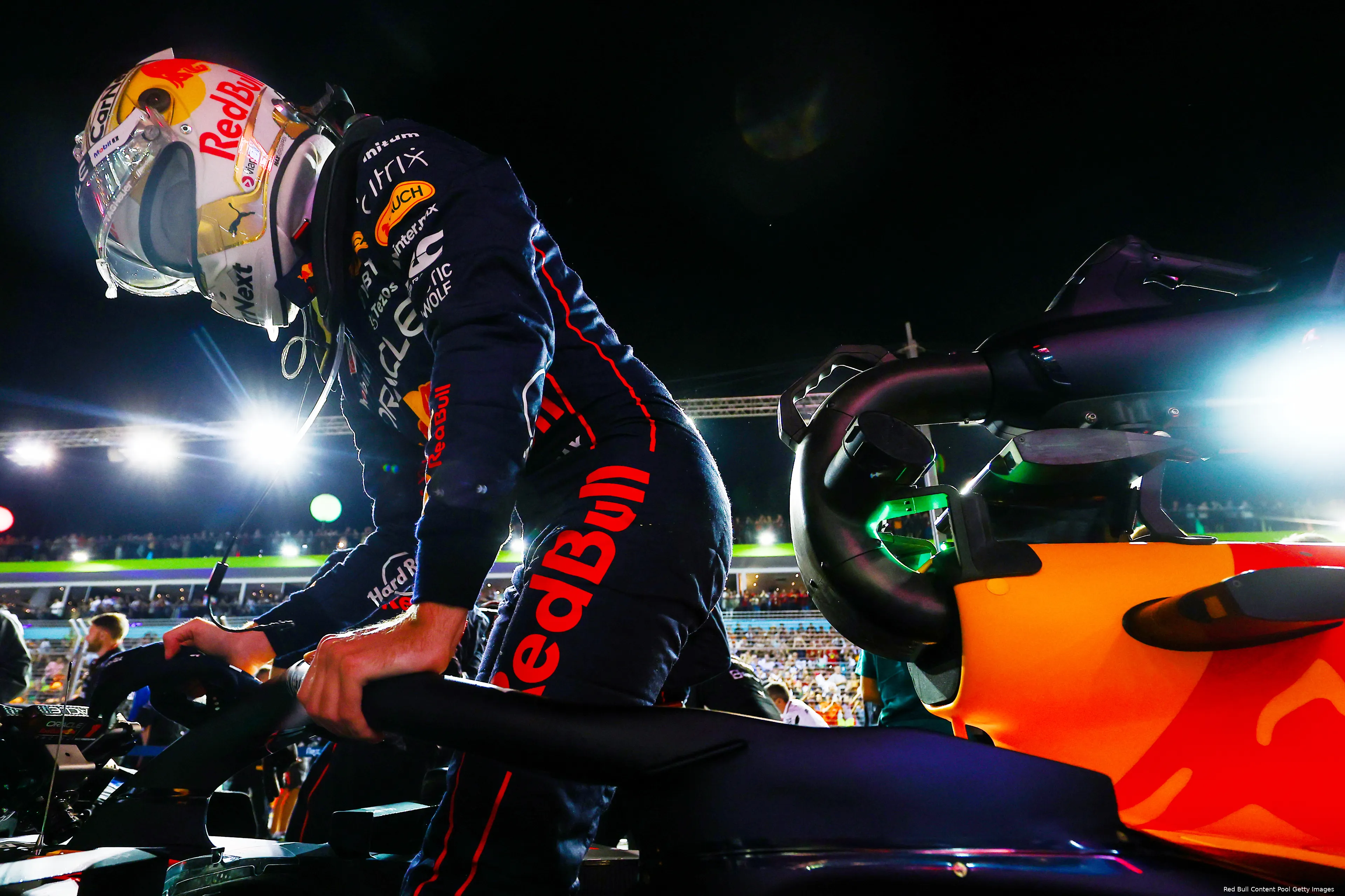 Max Verstappen RB18 Red Bull Racing F1 GP Singapore 2022
