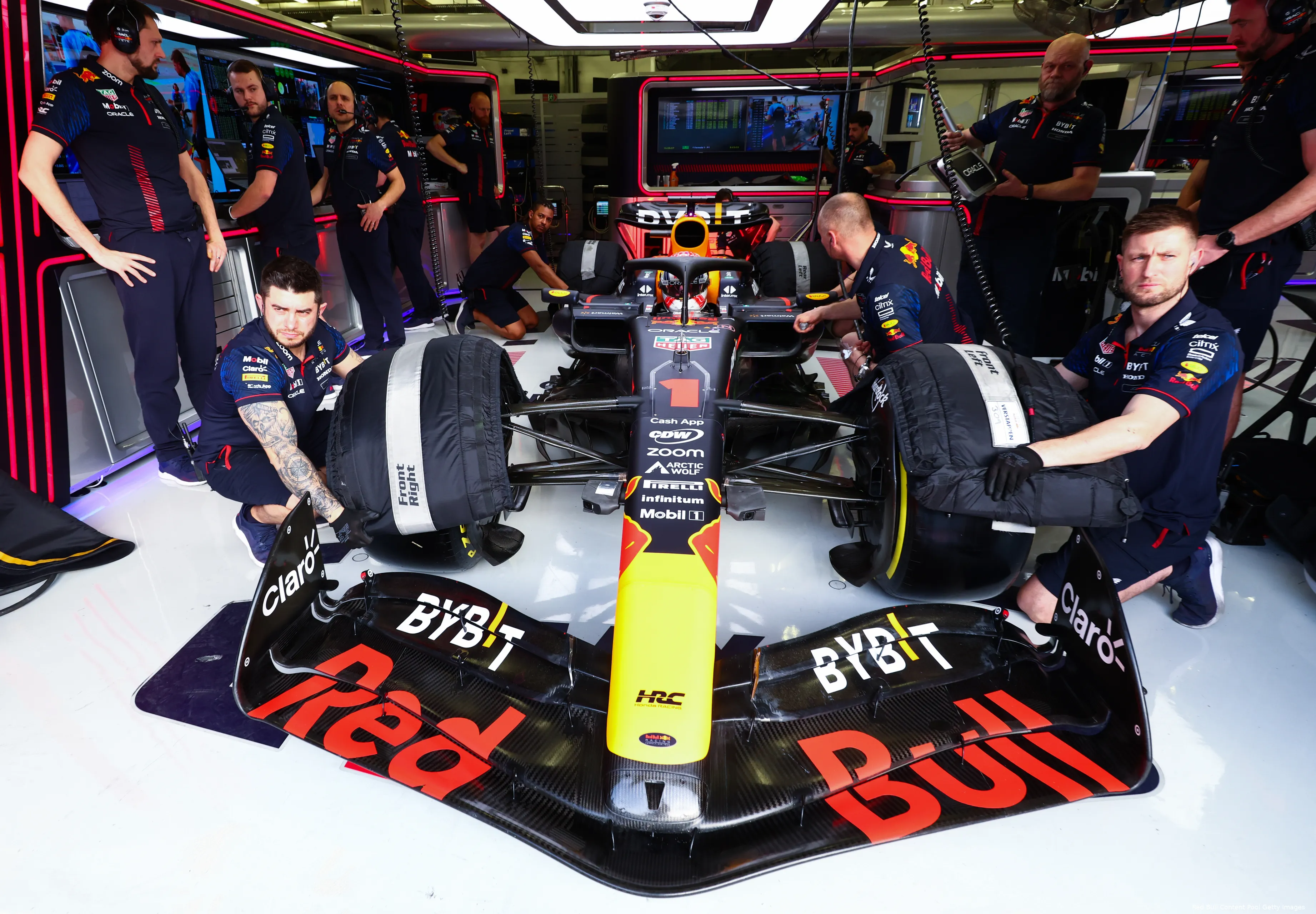 max verstappen red bull bahrain test 2023