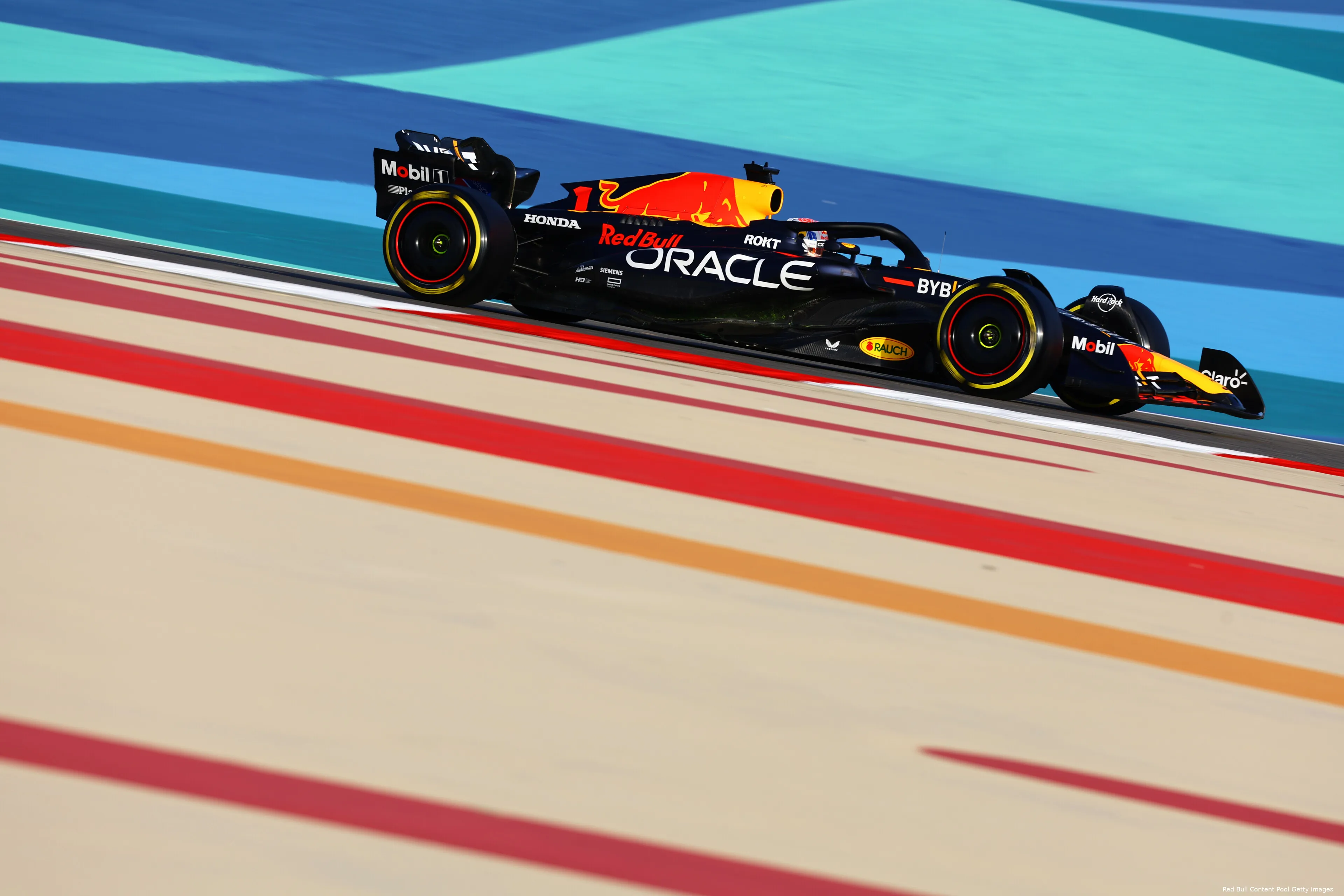 red bull racing verstappen bahrein test