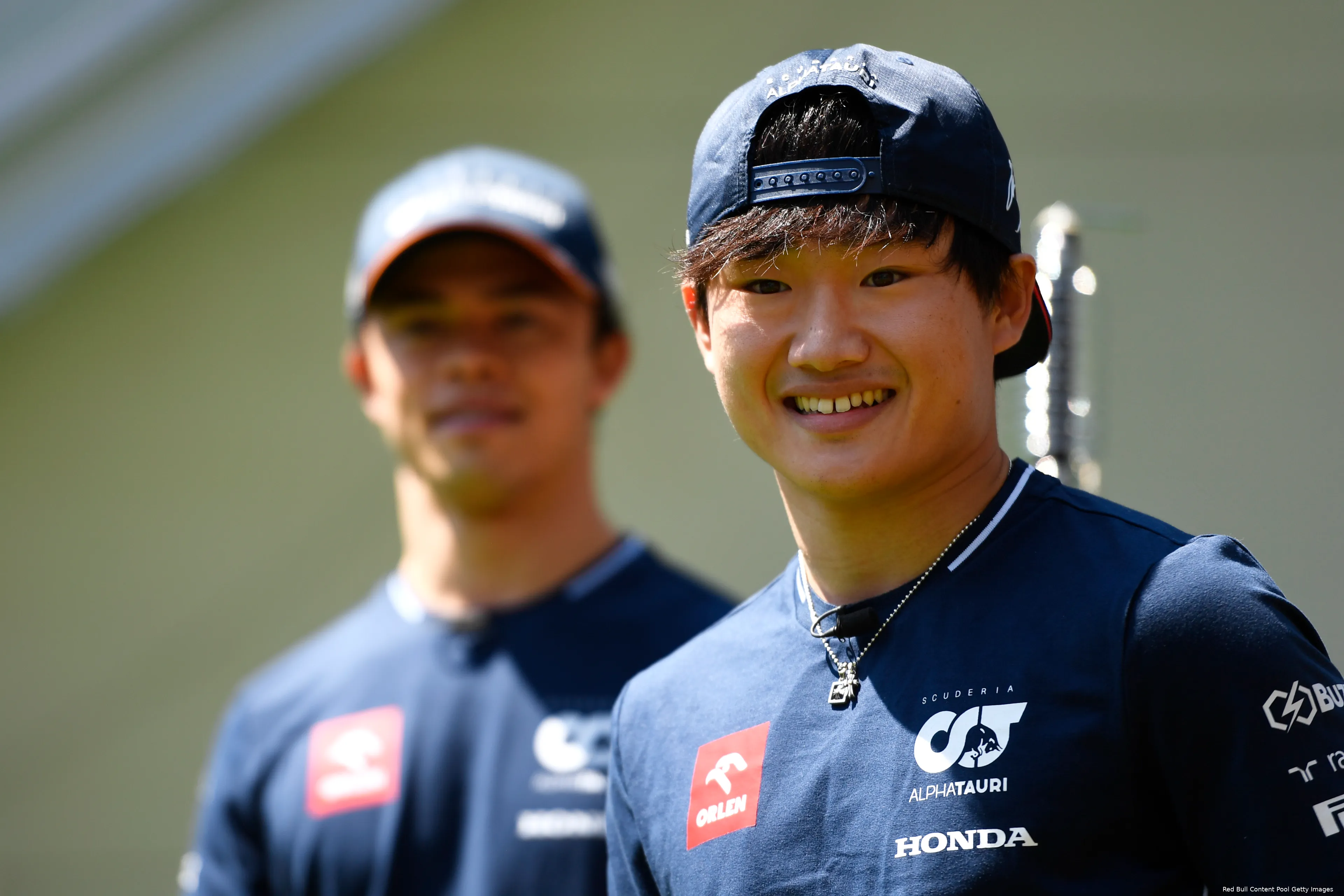 nyck de vries yuki tsunoda alphatauri f1 gp azerbeidzjan 2023