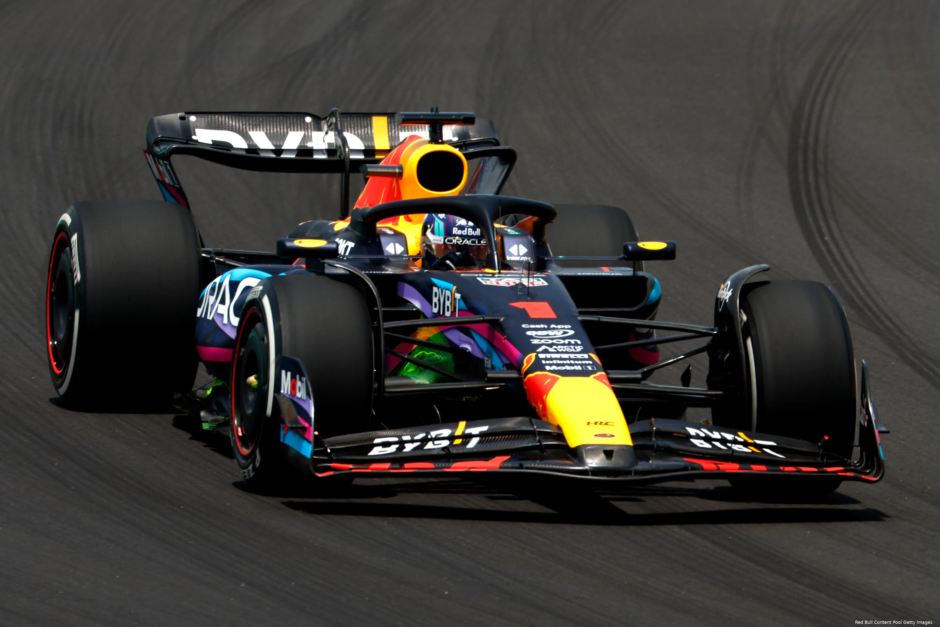 max verstappen rb19 red bull racing f1 gp miami 2023