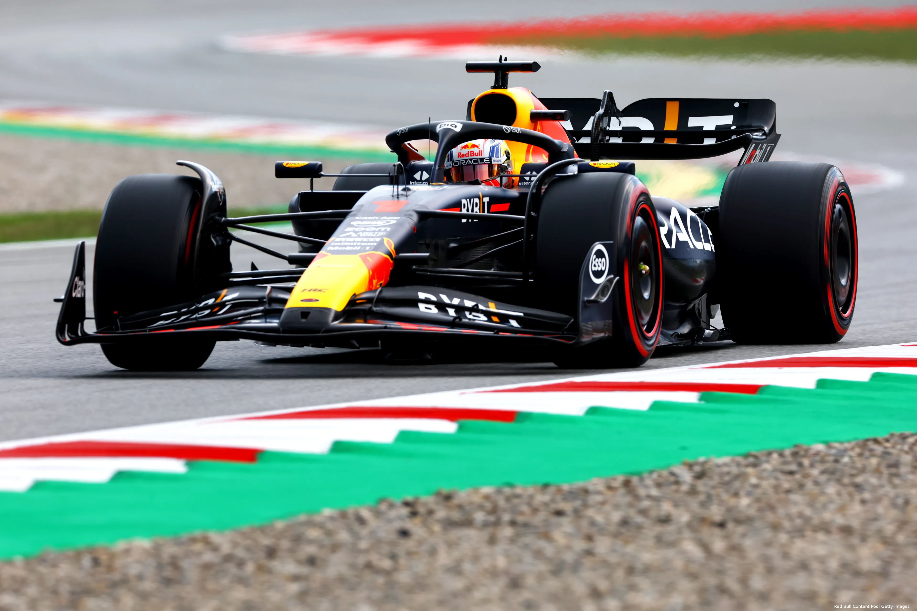 max verstappen rb19 red bull racing f1 gp spanje 2023