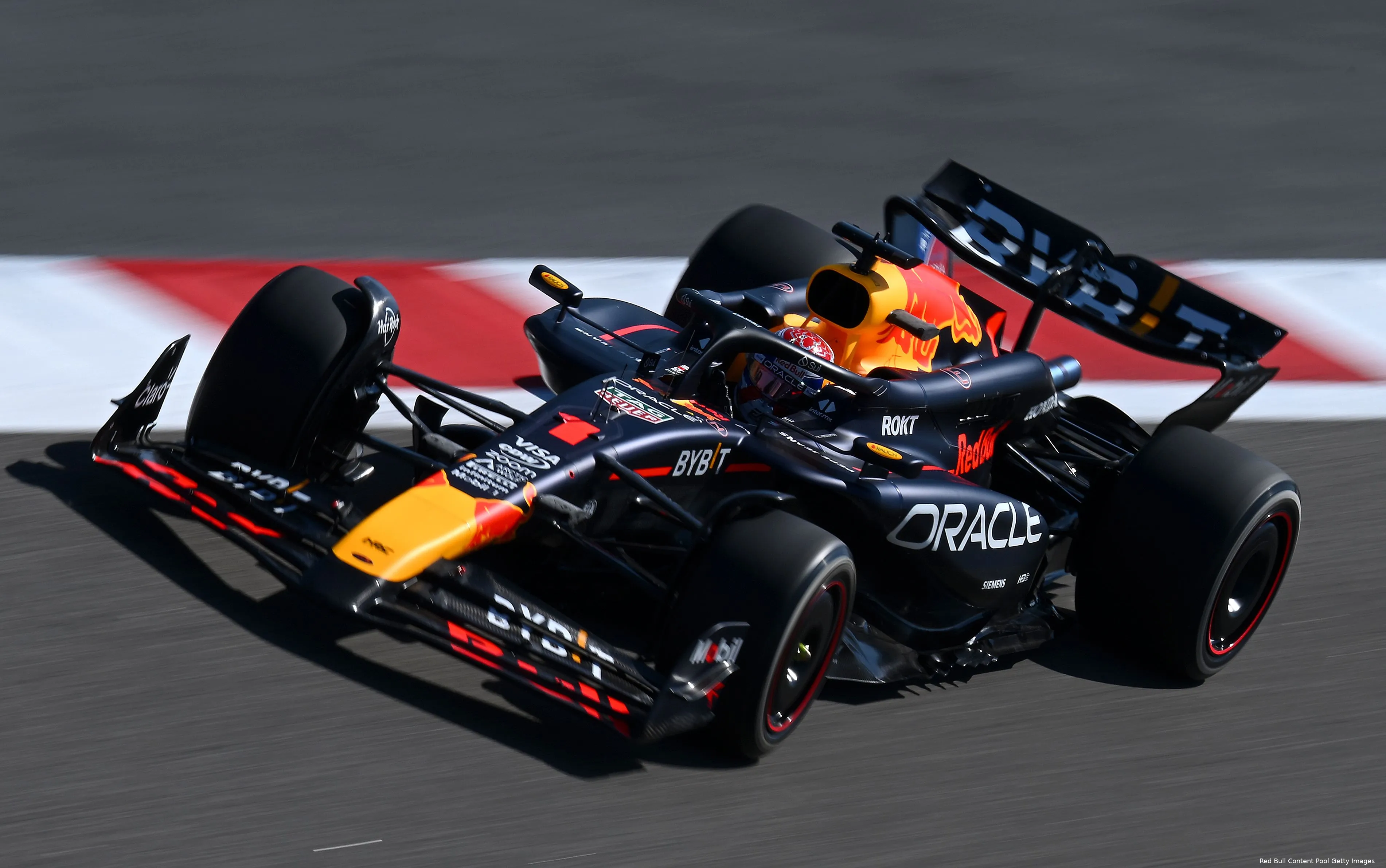 rb20 red bull wintertest max verstappen 12