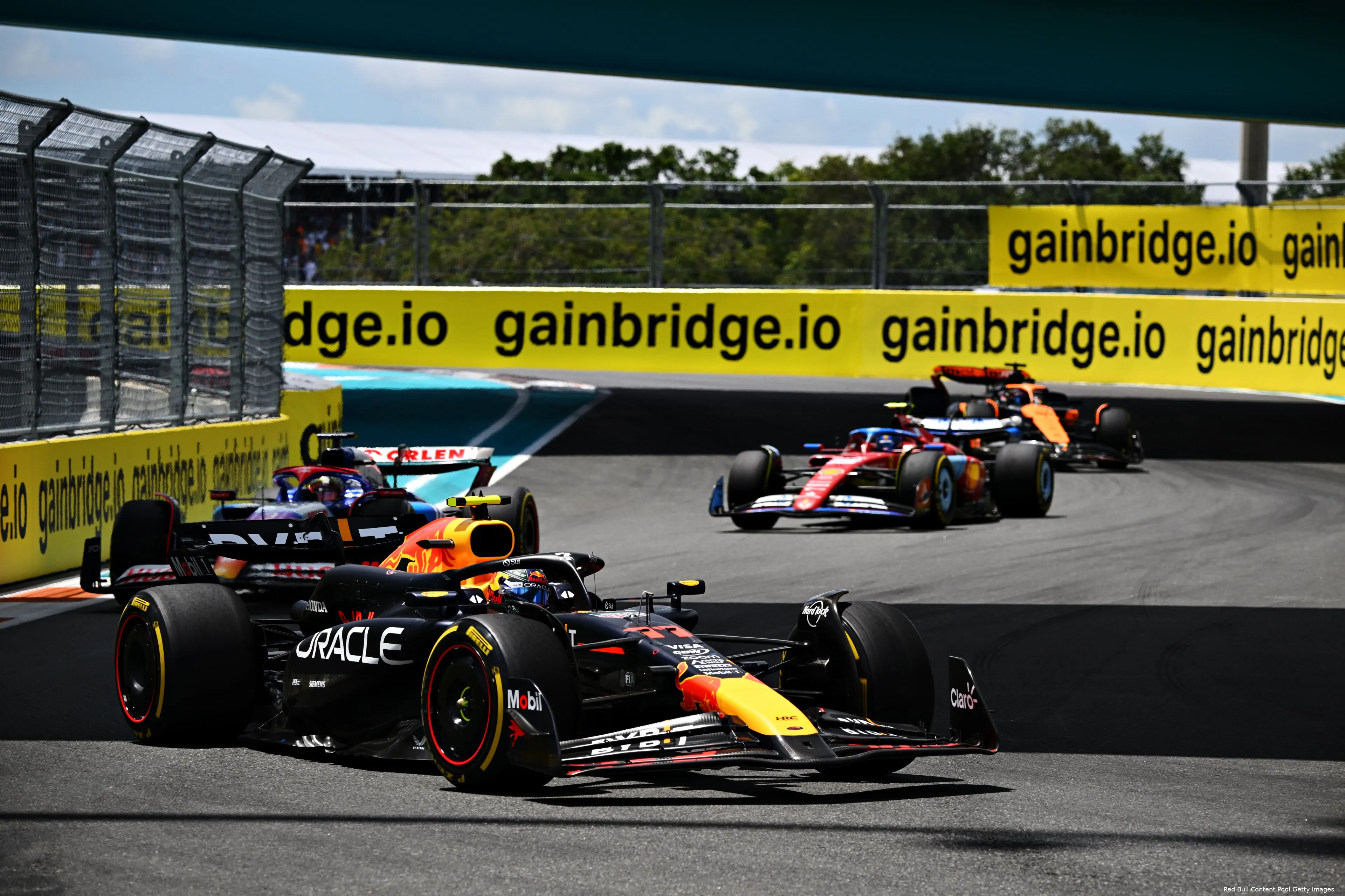 sergio perez redbullracing miami zaterdag 2024
