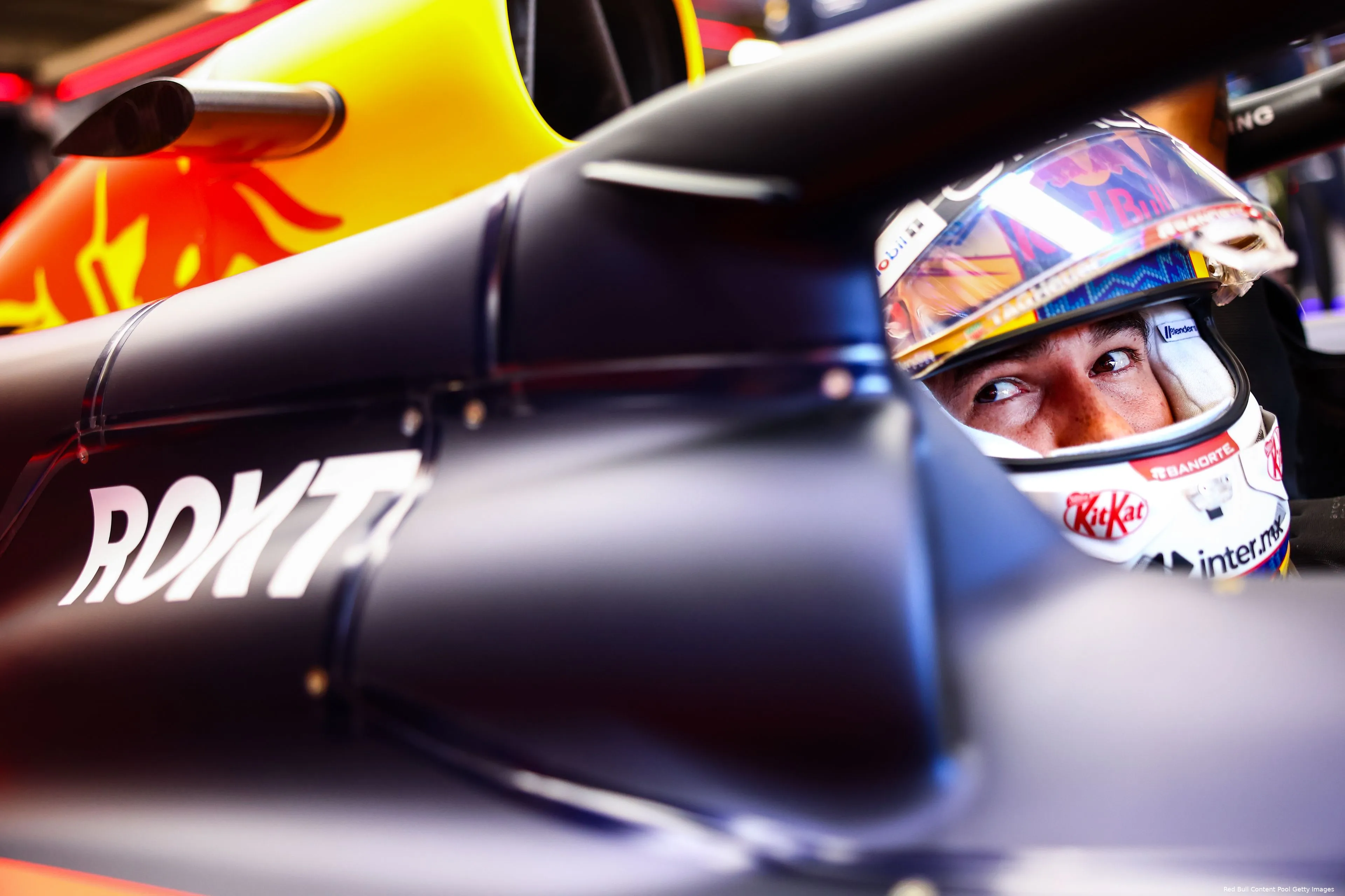 sergio perez red bull racing cockpit 4