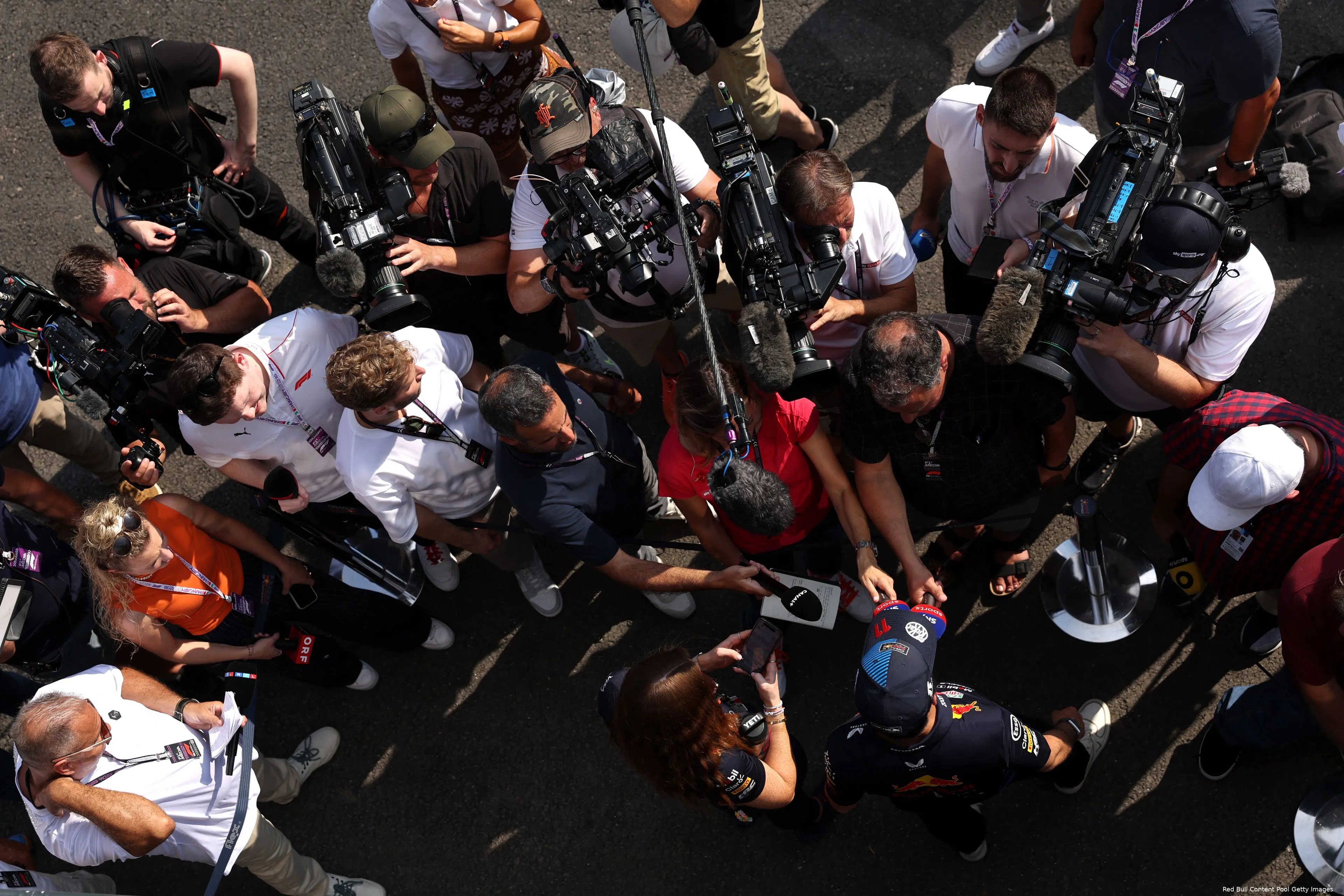 sergio perez red bull mediadag media hongarije boedapest 1 media 1