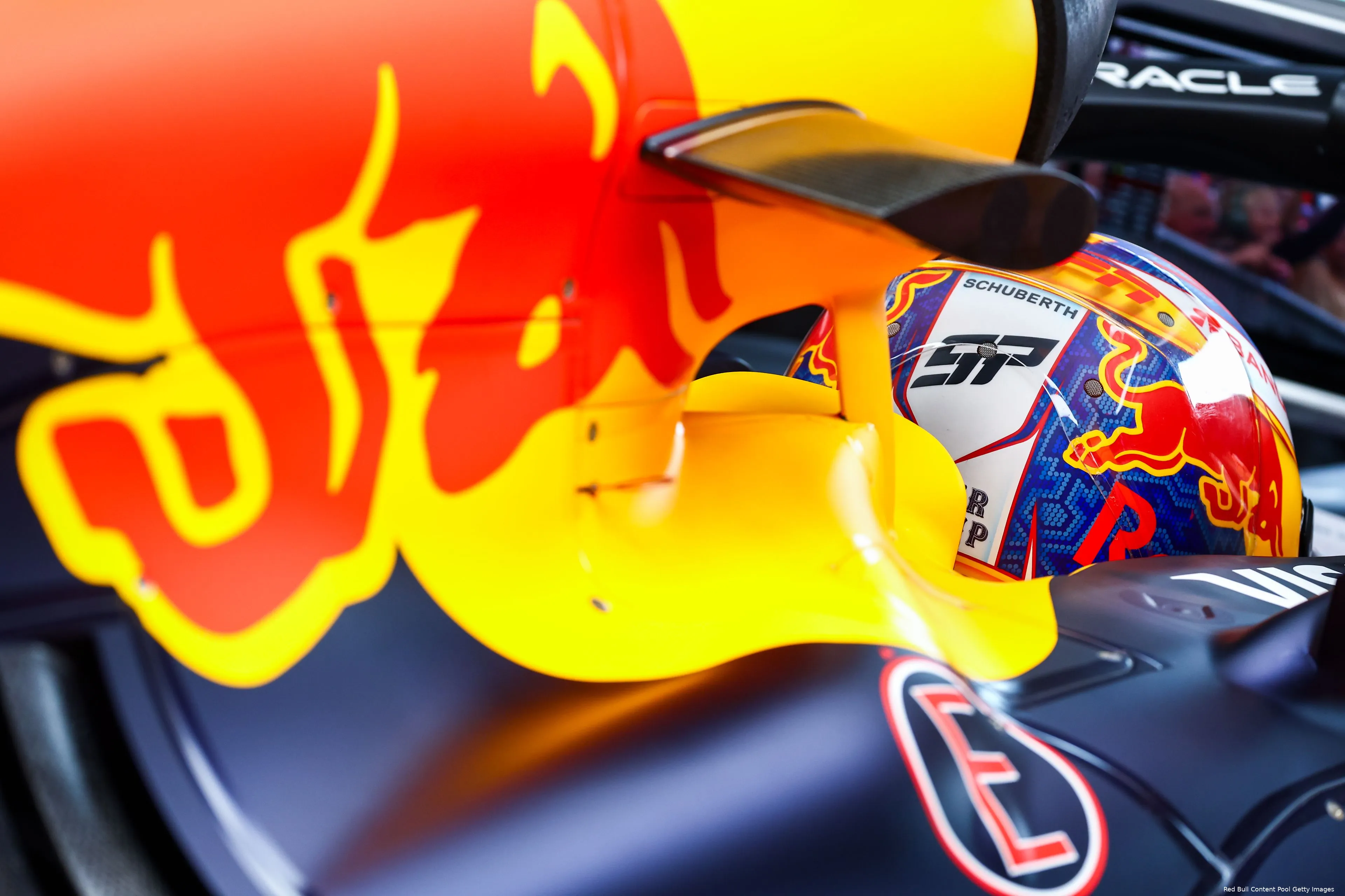 nederland zandvoort rb20 sergio perez 1 helm