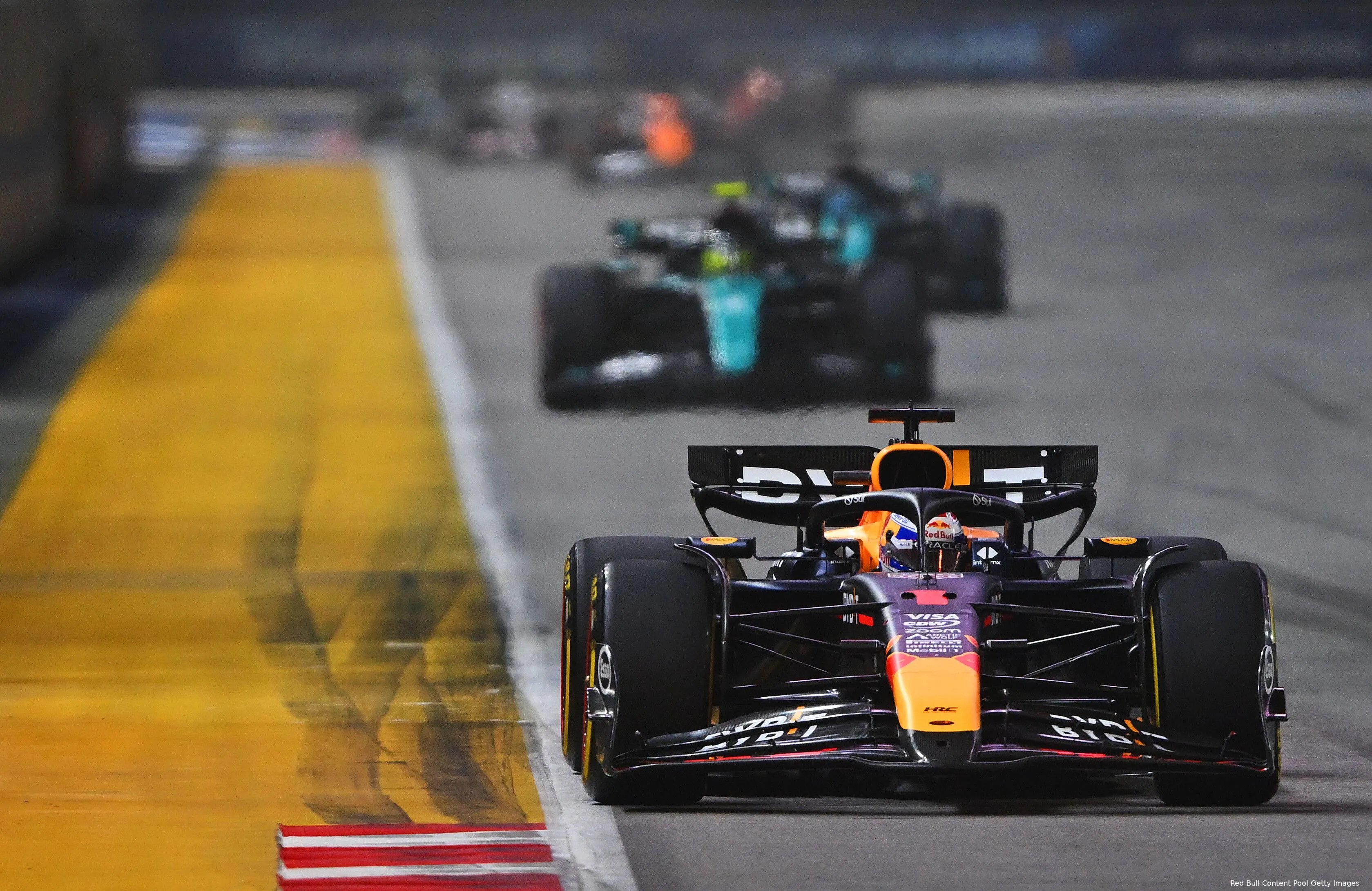 red bull racing max verstappen singapore gp zondag 2024 45