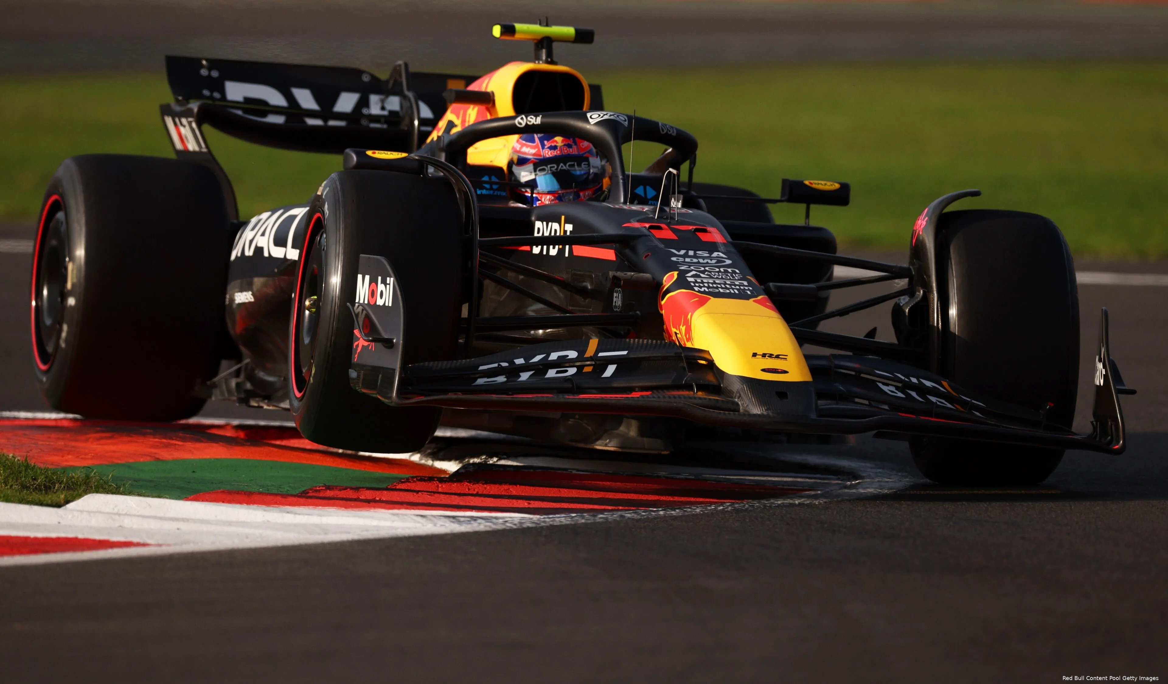 sergio perez red bull racing mexico vrijdag rb20 1285712 1