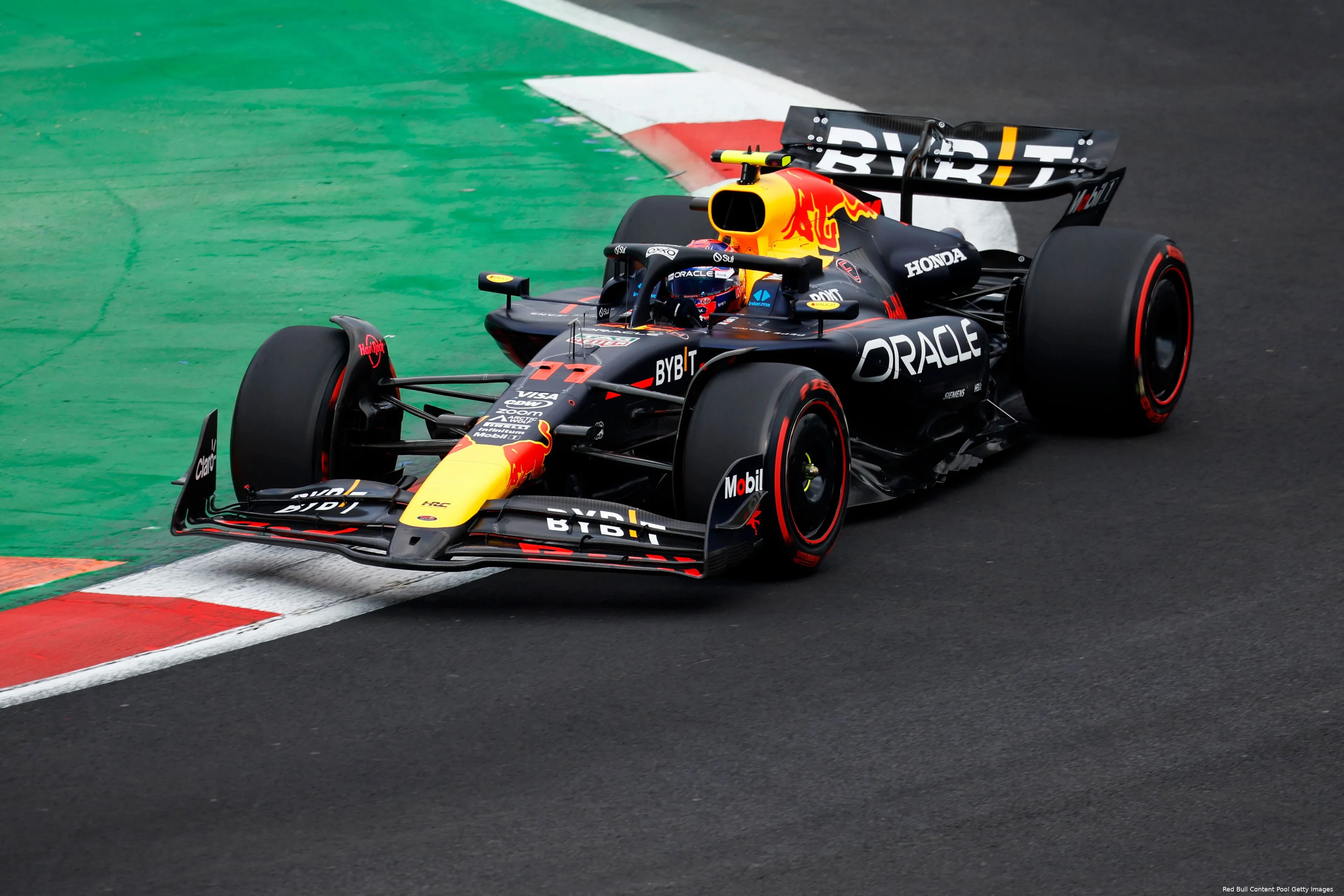 sergio perez redbullracing rb20 mexico kwalificatie zaterdag 2024