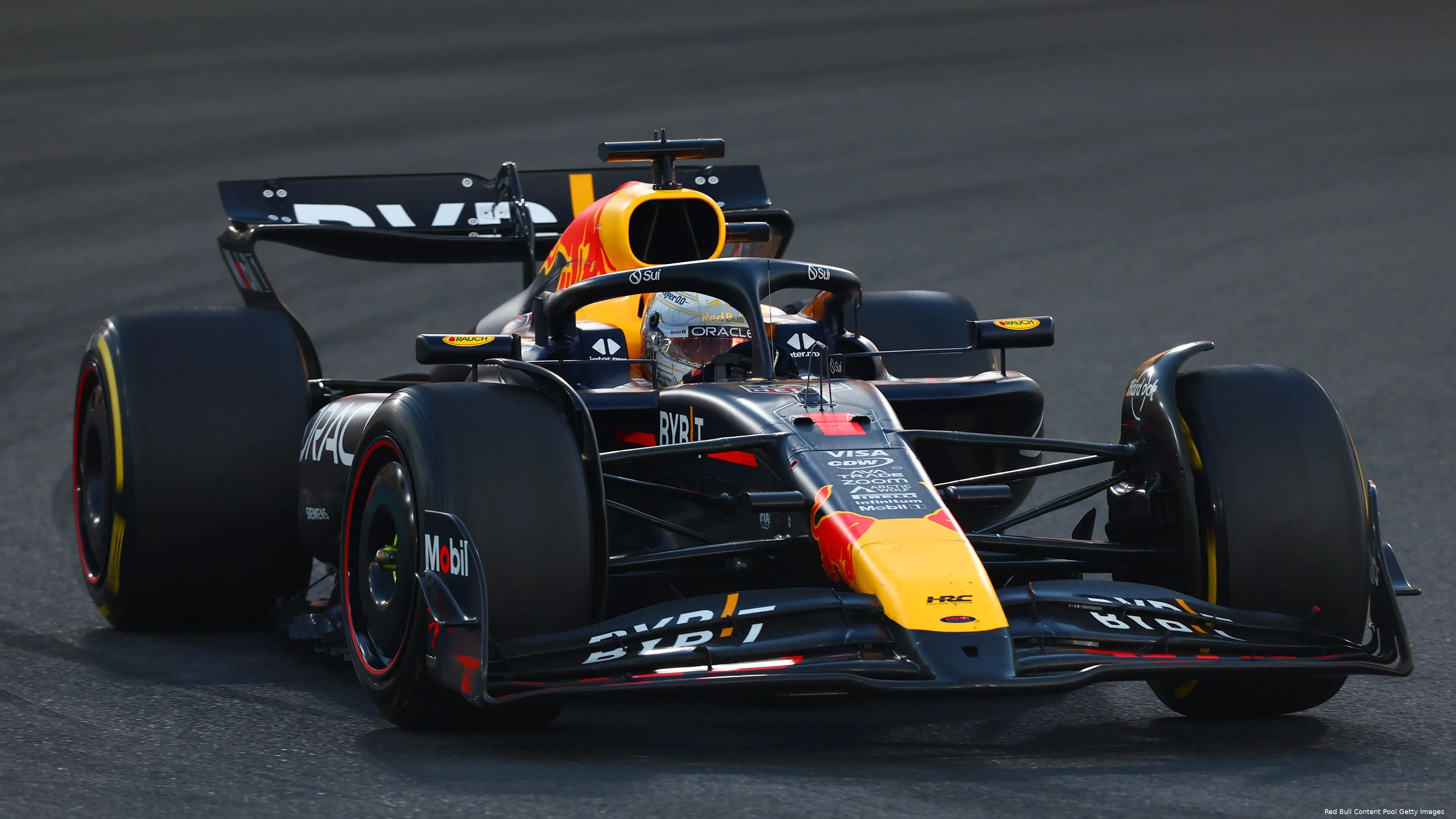 max verstappen rb20 red bull racing donker abu dhabi 2024 13
