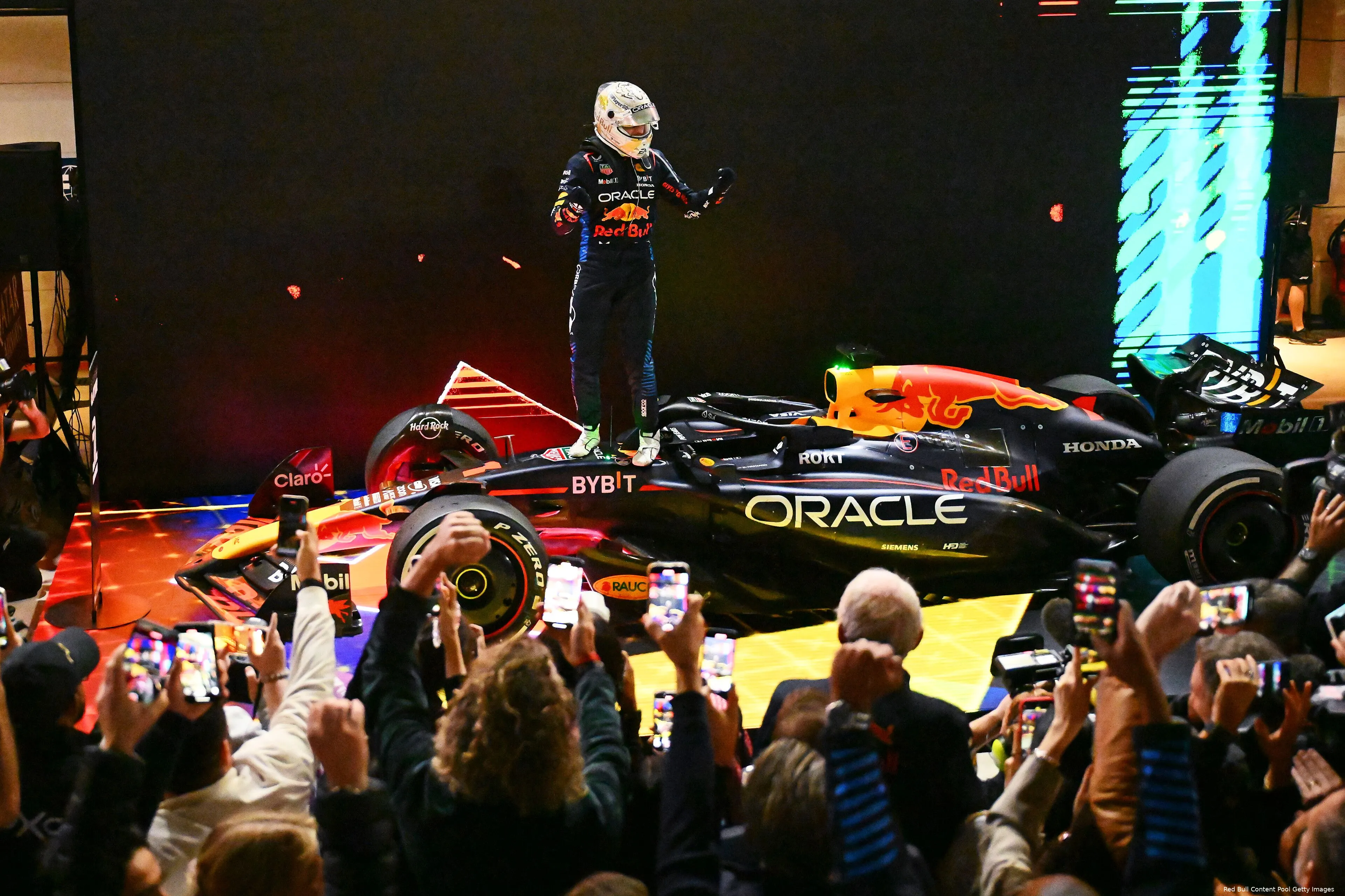 max verstappen red bull racing rb20 qatar 1912 1 win zege 12