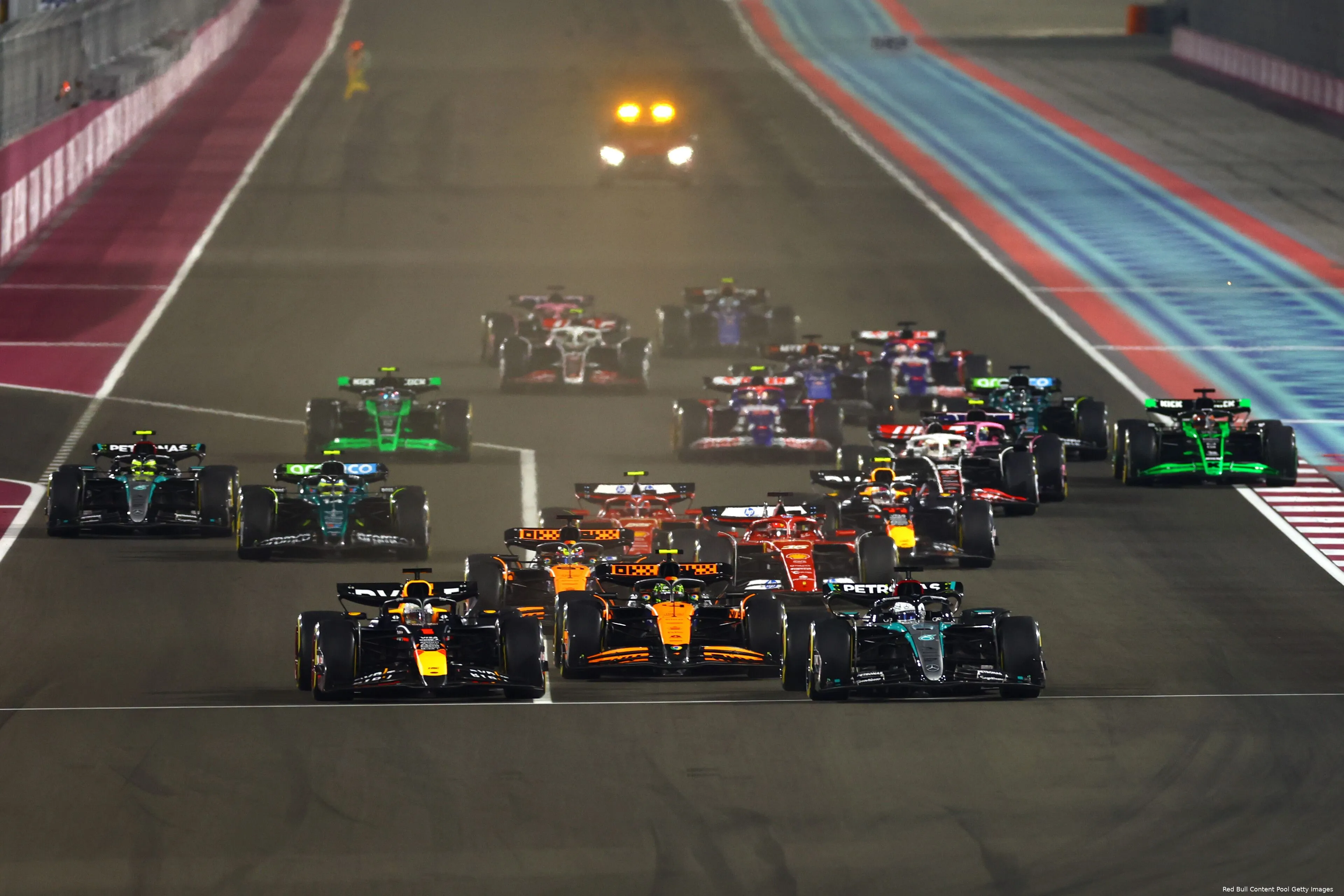 max verstappen start lando norris george russell rb20 red bull racing gp qatar 12 12