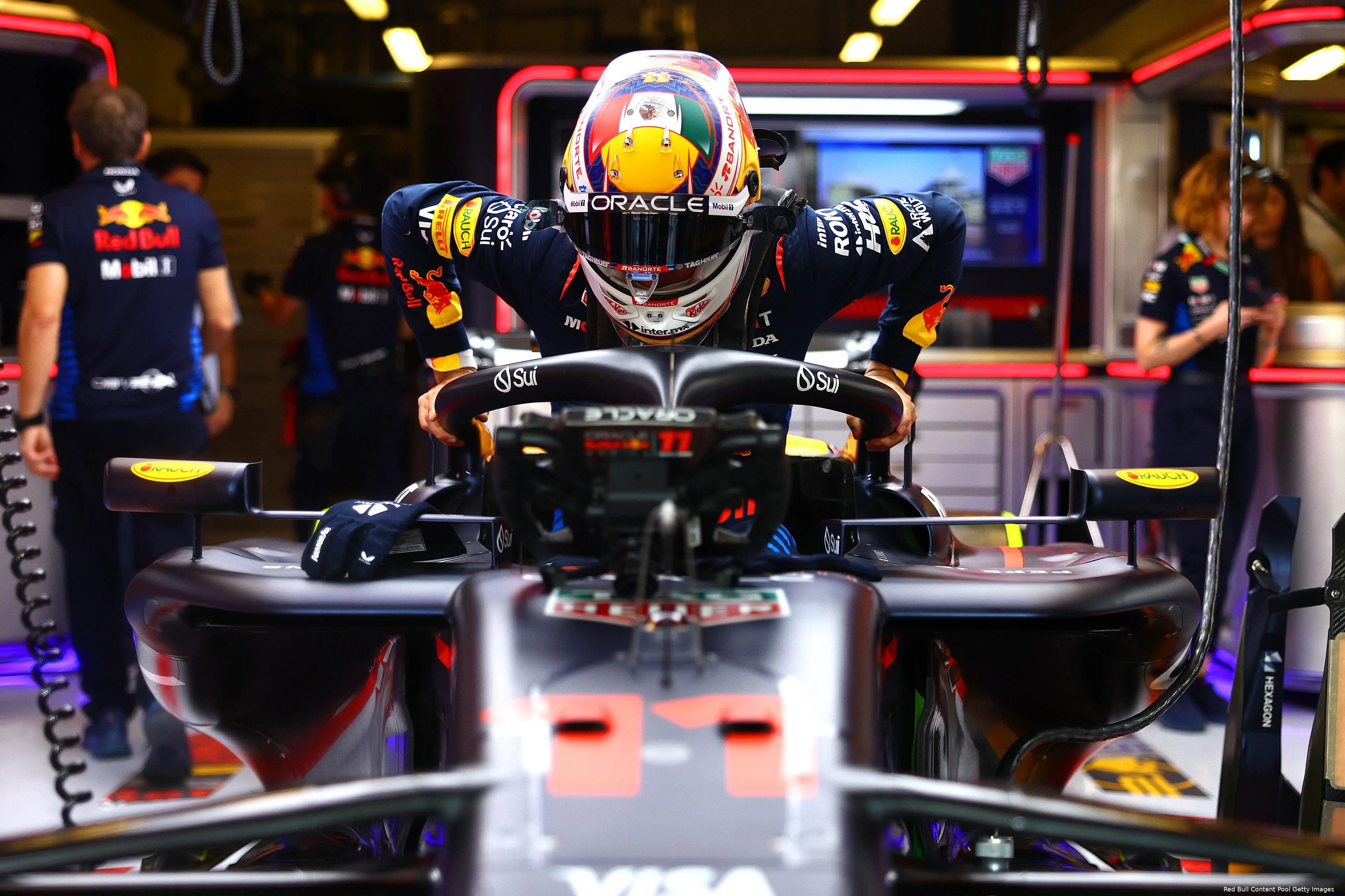 sergio perez abu dhabi 2024 91274 red bull racing 12